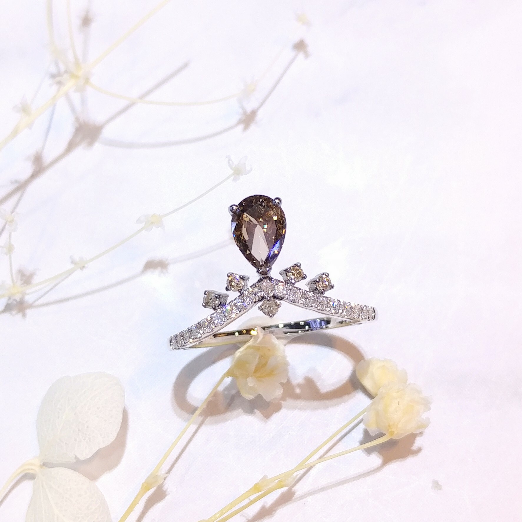 18K Gold 0.75ct Fancy Brown Pear Shaped Diamond Ring