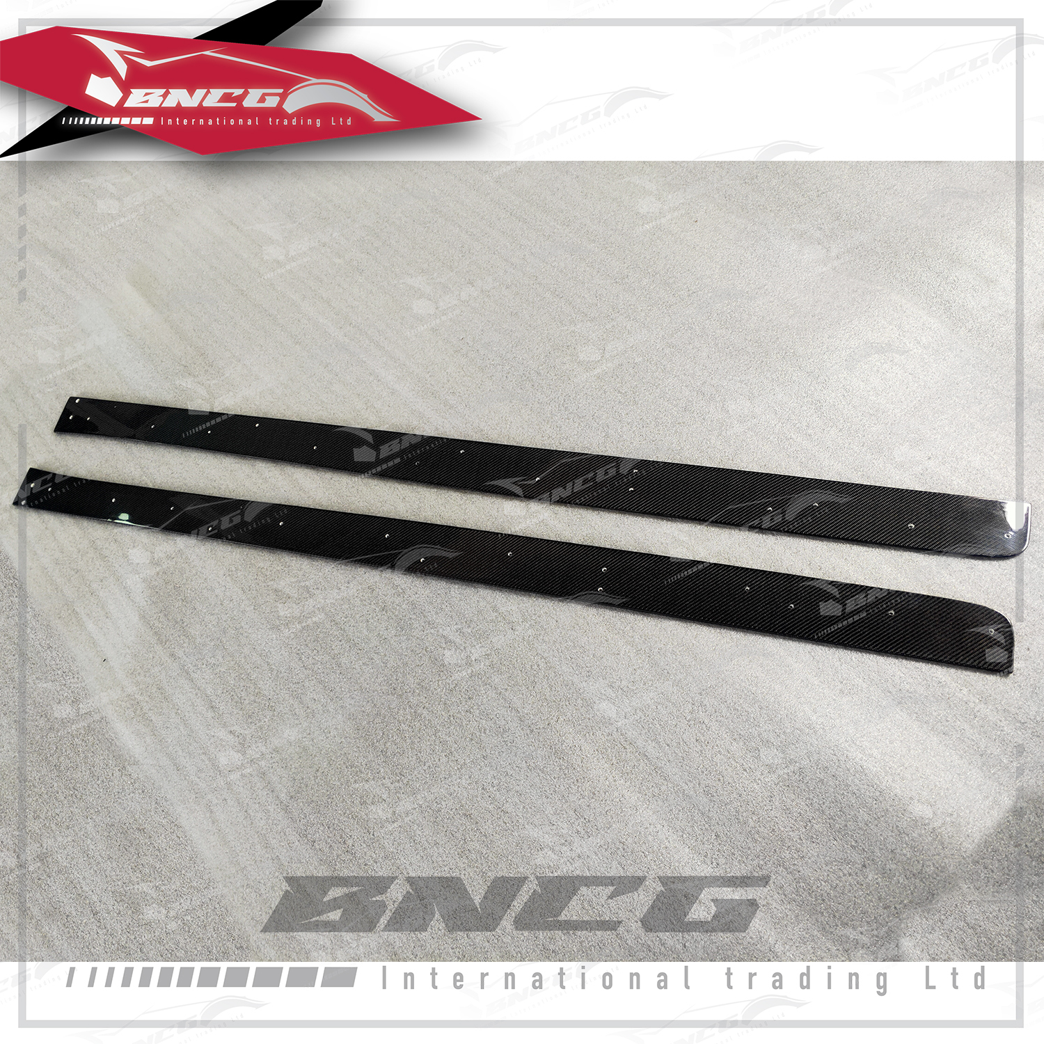 豐田 Toyota GR YARIS 暴力鴨 2020+年 碳纖維 外觀件 空力套件 INNOVATION款 側裙 側定風翼