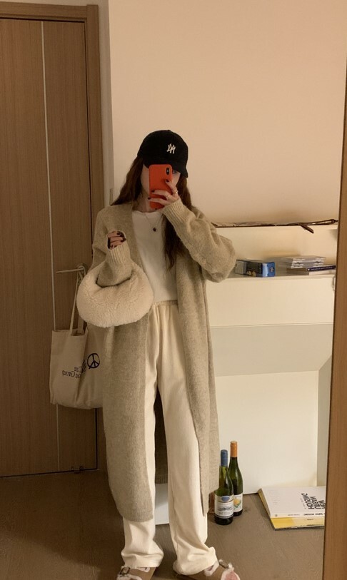 ᴷᴼᴿᴱᴬ 🇰🇷 歐美慵懶時尚過膝長版針織罩衫 （兩色）