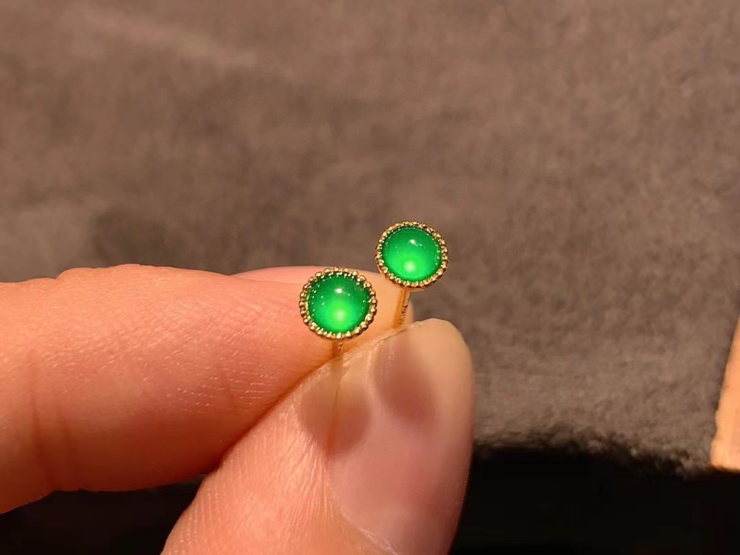 小耳釘一對 天然翡翠A玉, 緬甸玉, Jade, Jadeite