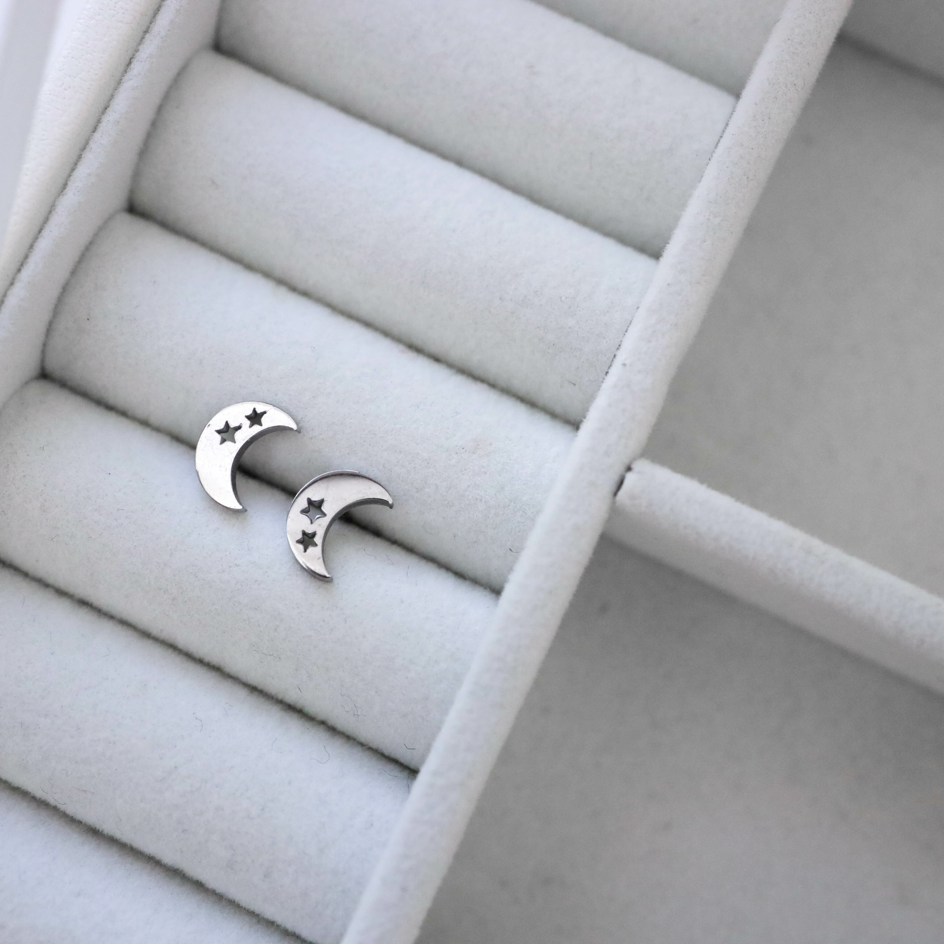 不怕水月亮小星星耳針式耳環