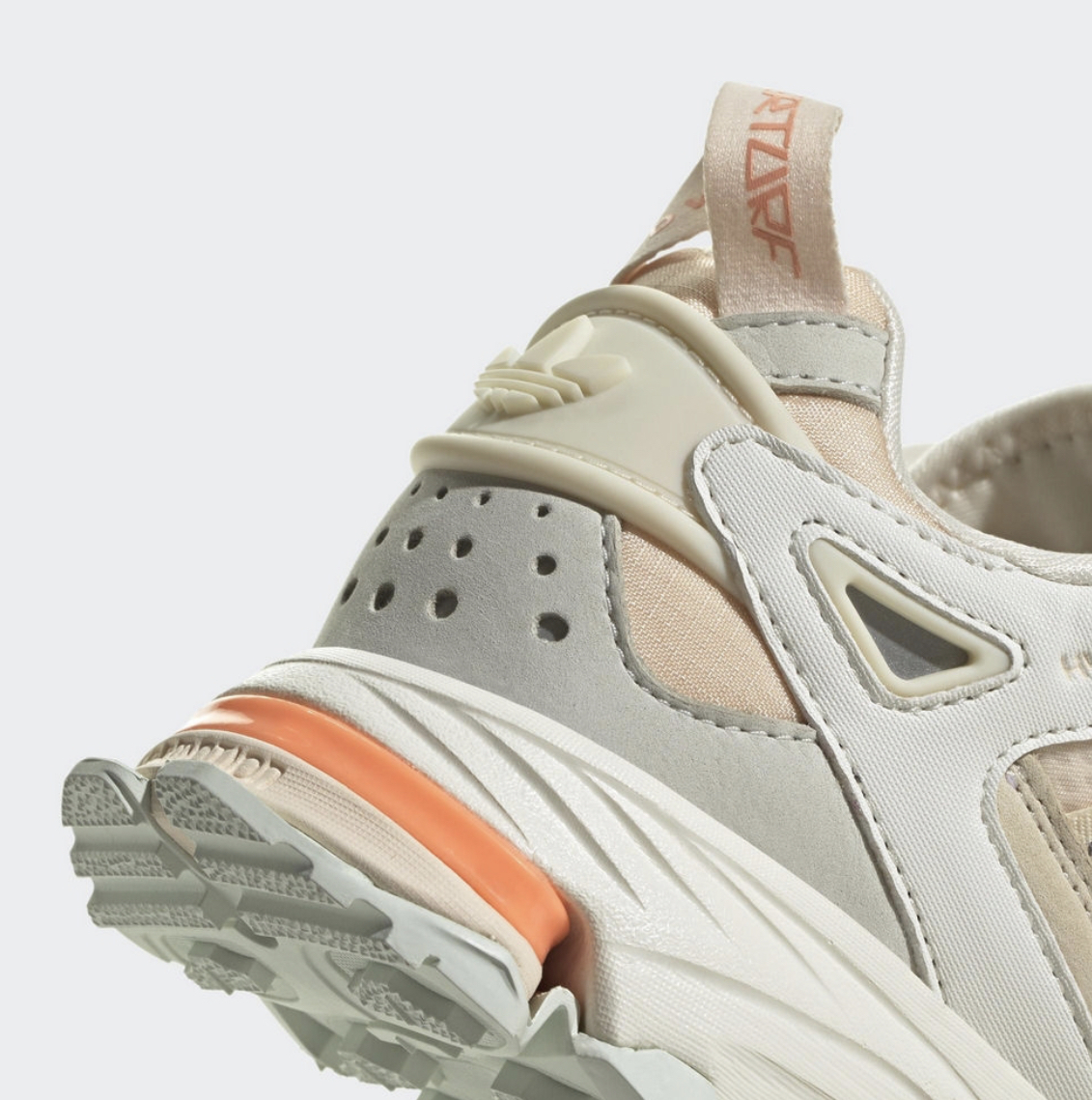 ADIDAS HYPERTURF ADVENTURE W 女 休閒鞋 米黃GX4513 Nov LU