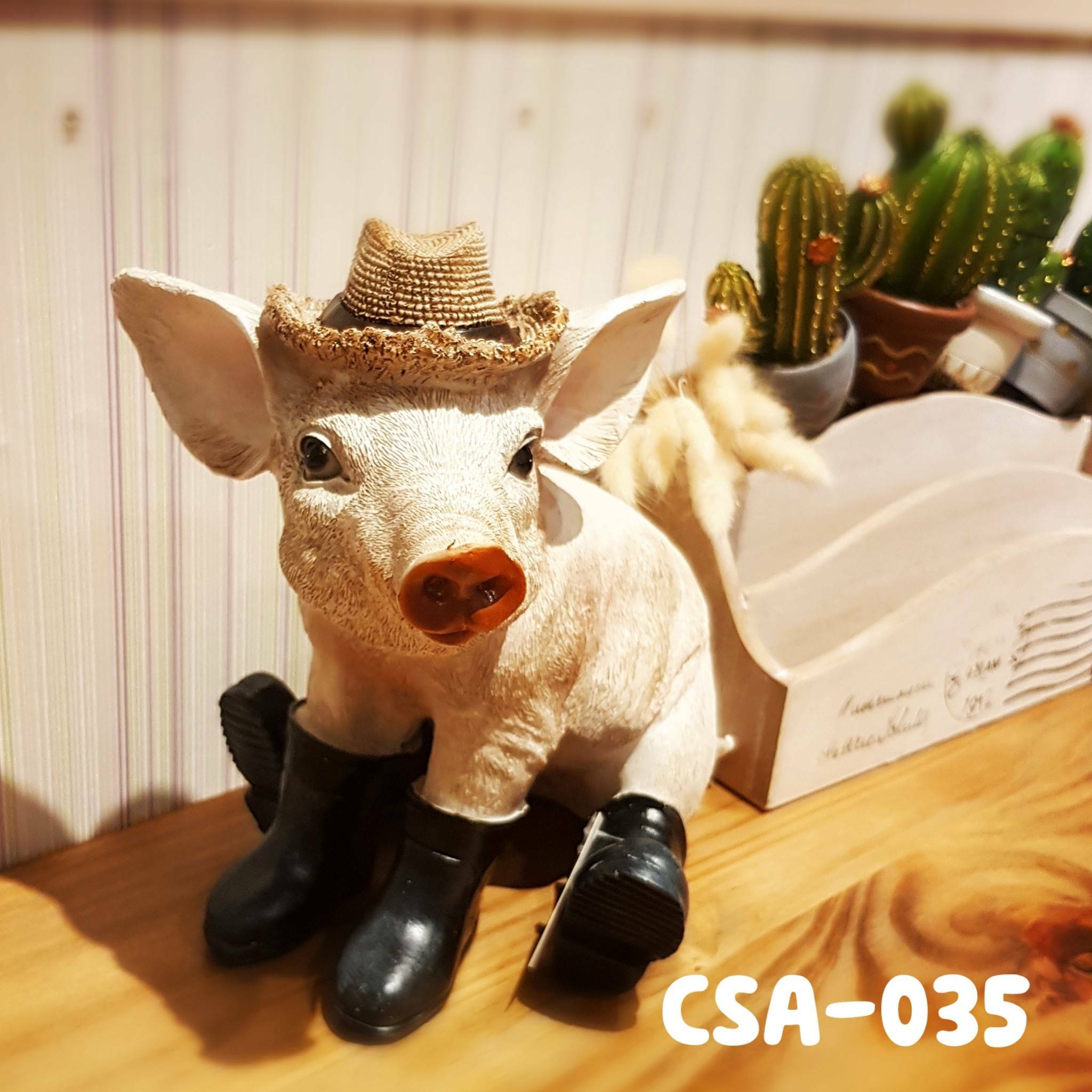 黑鞋豬擺件-坐姿