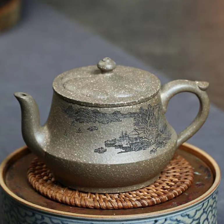 【碗蓮】小窗碗蓮向陽栽，何須他人添光彩