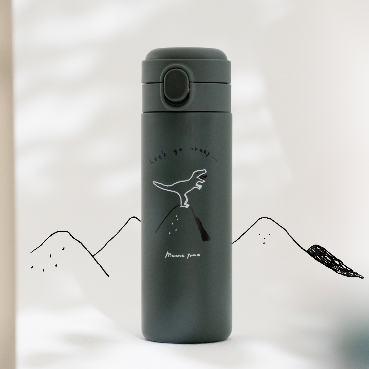 【馬卡龍腳趾x慢慢挑-Roar】彈蓋內鈦陶瓷聯名保溫杯，超輕450ML|軍綠色（可裝咖啡、奶茶）