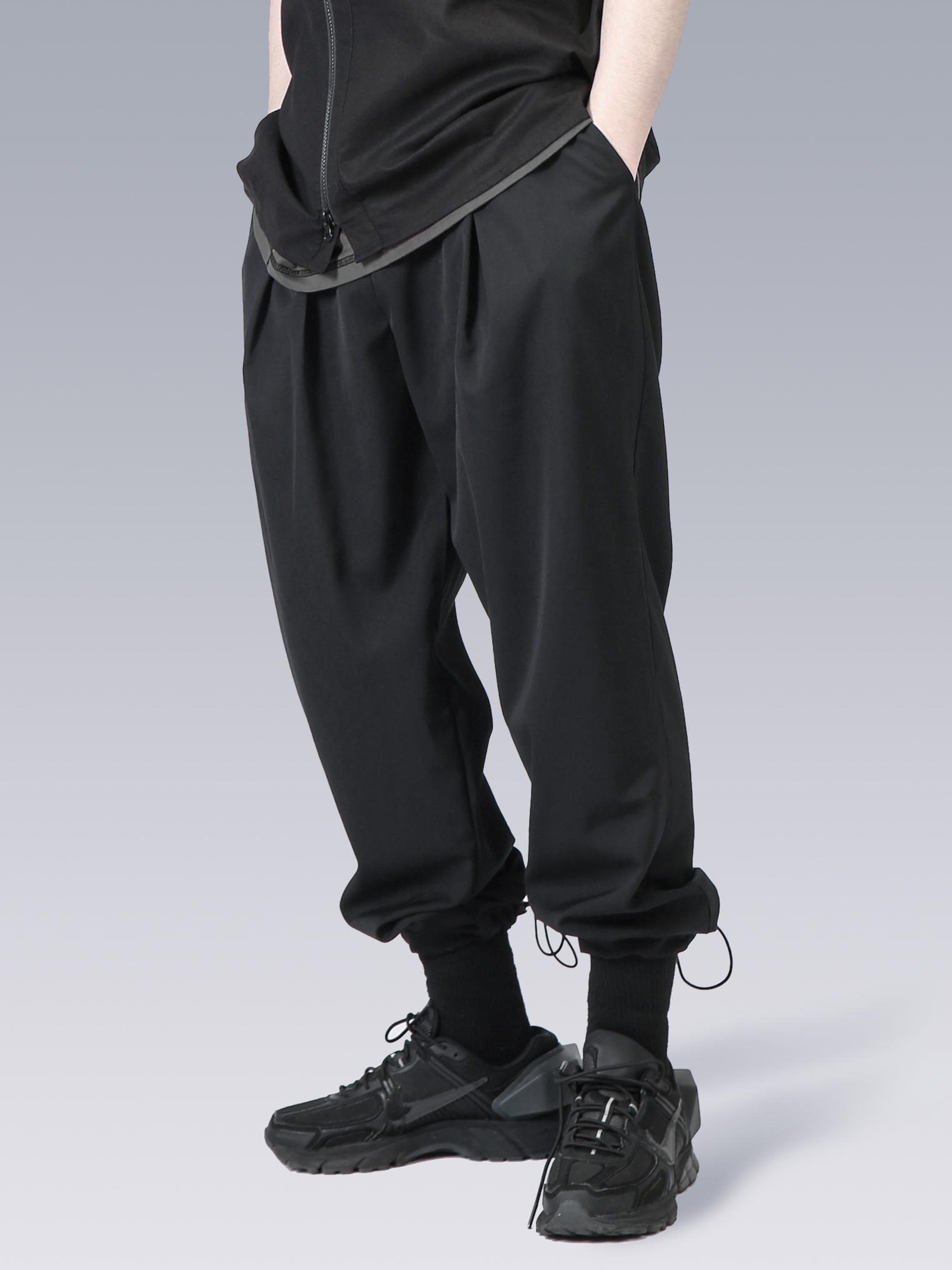 SILENSTORM 立體裁剪束腳直筒西褲