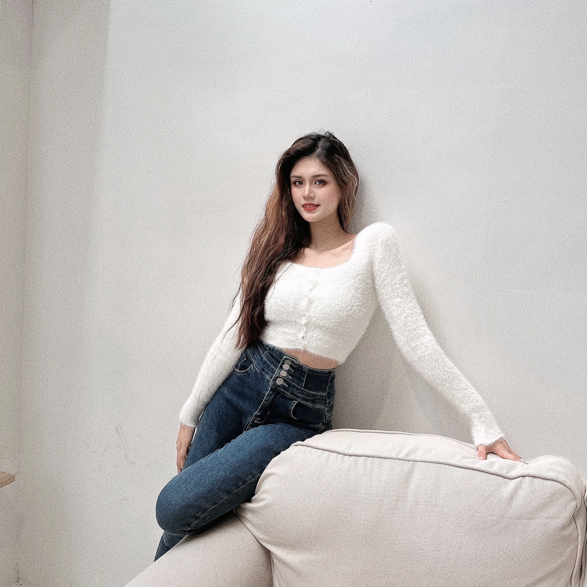 方領排釦柔軟絨毛針織上衣/三色