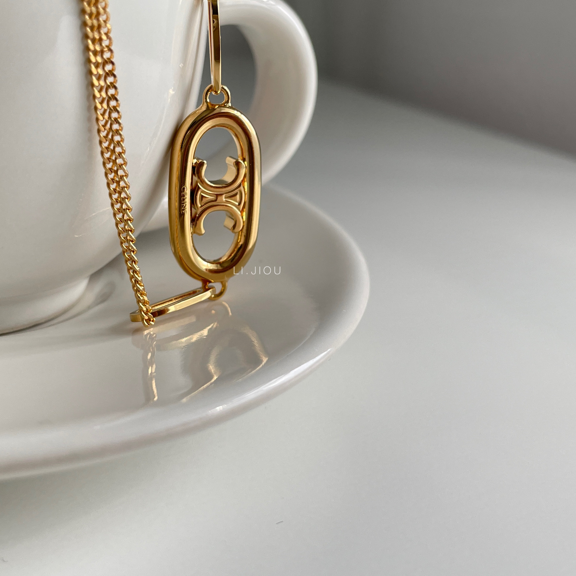 Celine Maillon Triomphe 金色黃銅項鍊 頸鍊