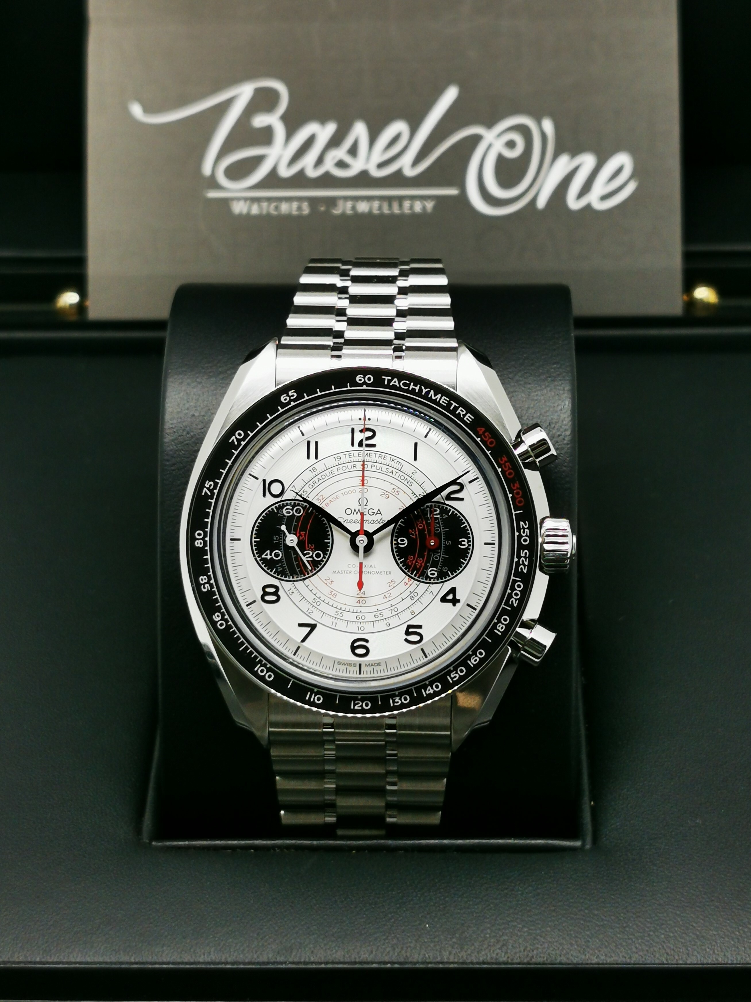 BRAND NEW OMEGA SPEEDMASTER 329.30.43.51.02.002 32930435102002 CHRONOSCOPE SILVER DIAL RED HAND STEEL CO‑AXIAL MASTER CHRONOMETER 43 MM