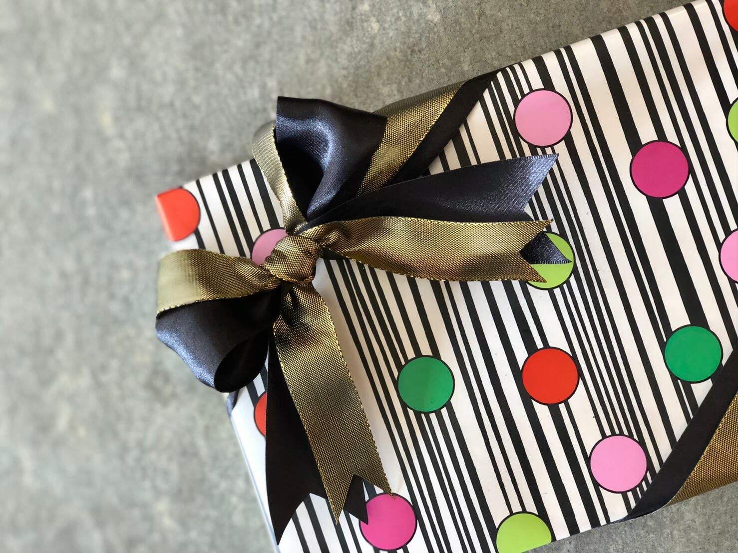 雙緞面/第五大道金蔥緞帶禮盒/8入