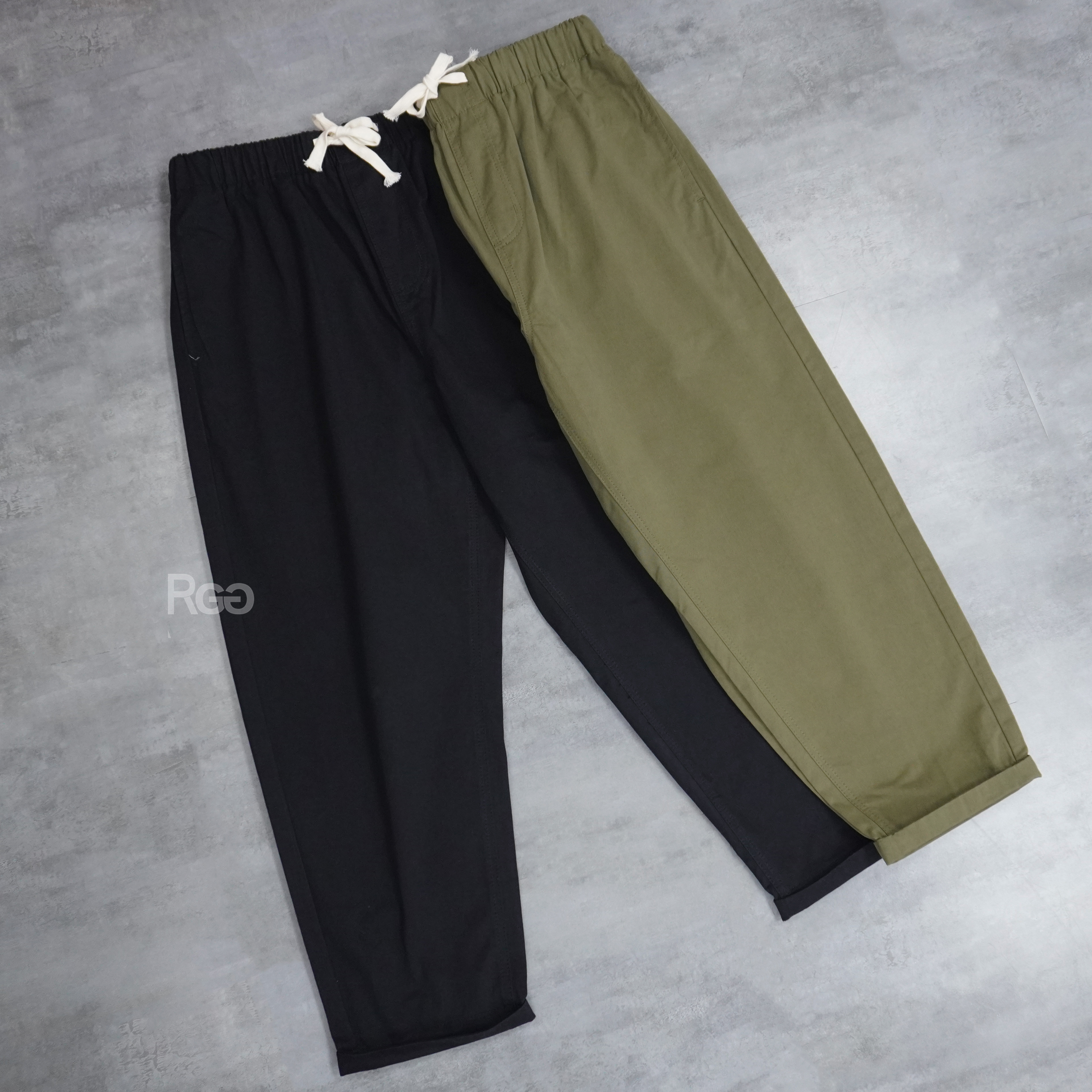 #187 拉繩寬鬆錐型褲