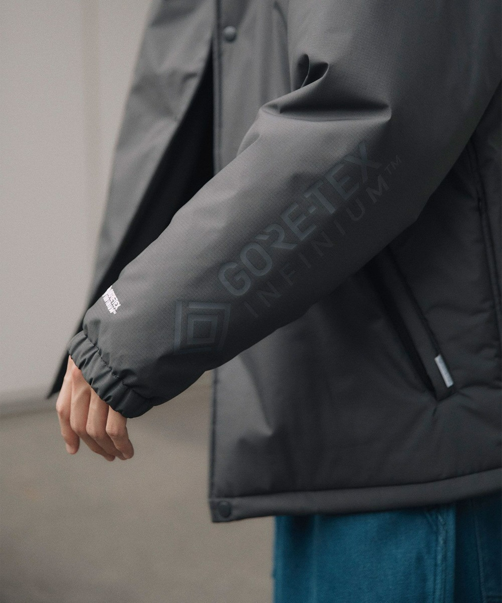 phoenix GORE-TEX INFINIUM WINDSTOPPER COACH JACKET