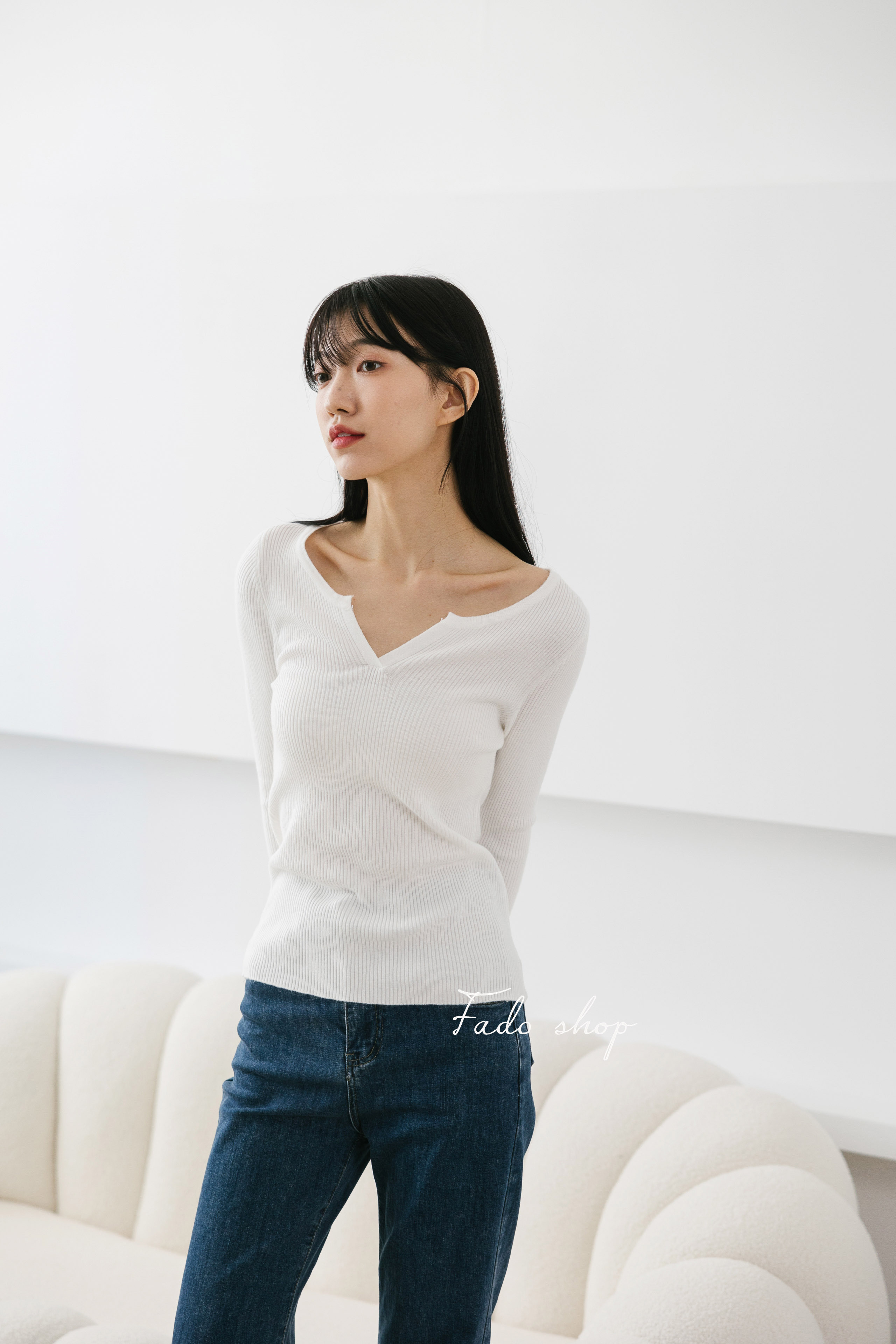 法朵Fado shop｜【百搭基本款】小V領針織內搭衫 011A007 四色