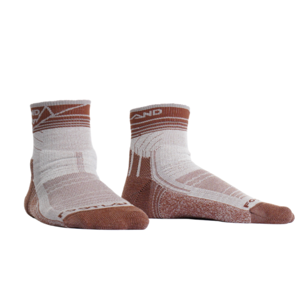 FOOTLAND HK短筒羊毛登山襪-AQ 群山系列（Hiking輕裝型羊毛襪款）