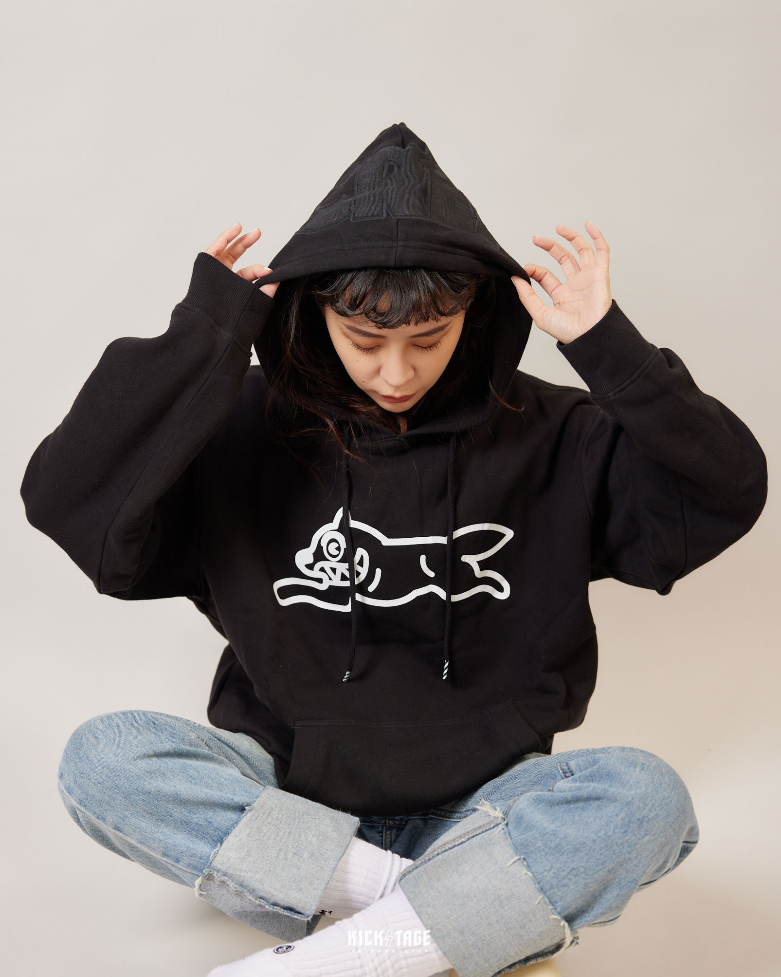 男女款 ICE CREAM RUNAWAY HOODIE 黑色 飛狗 文字LOGO 經典 帽T【IC4216