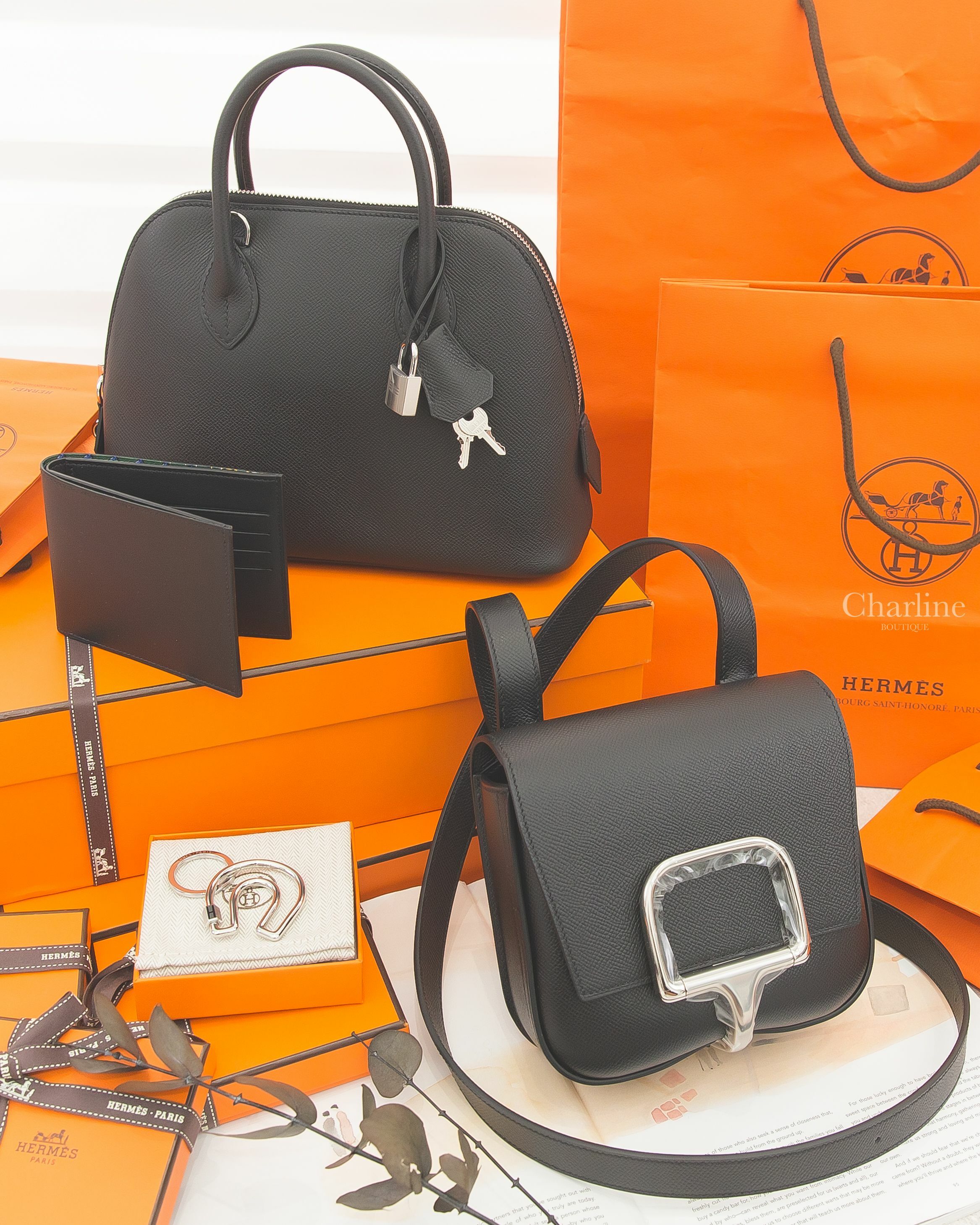 Hermès Bolide 25cm 89 Noir Veau Epsom U刻黑色銀釦手提肩背包,Della Mini 89 Noir Epsom U刻黑色銀釦肩背包,銀色簍空馬蹄黑色H字樣不銹鋼鑰匙圈-Charline Boutique 精品代購