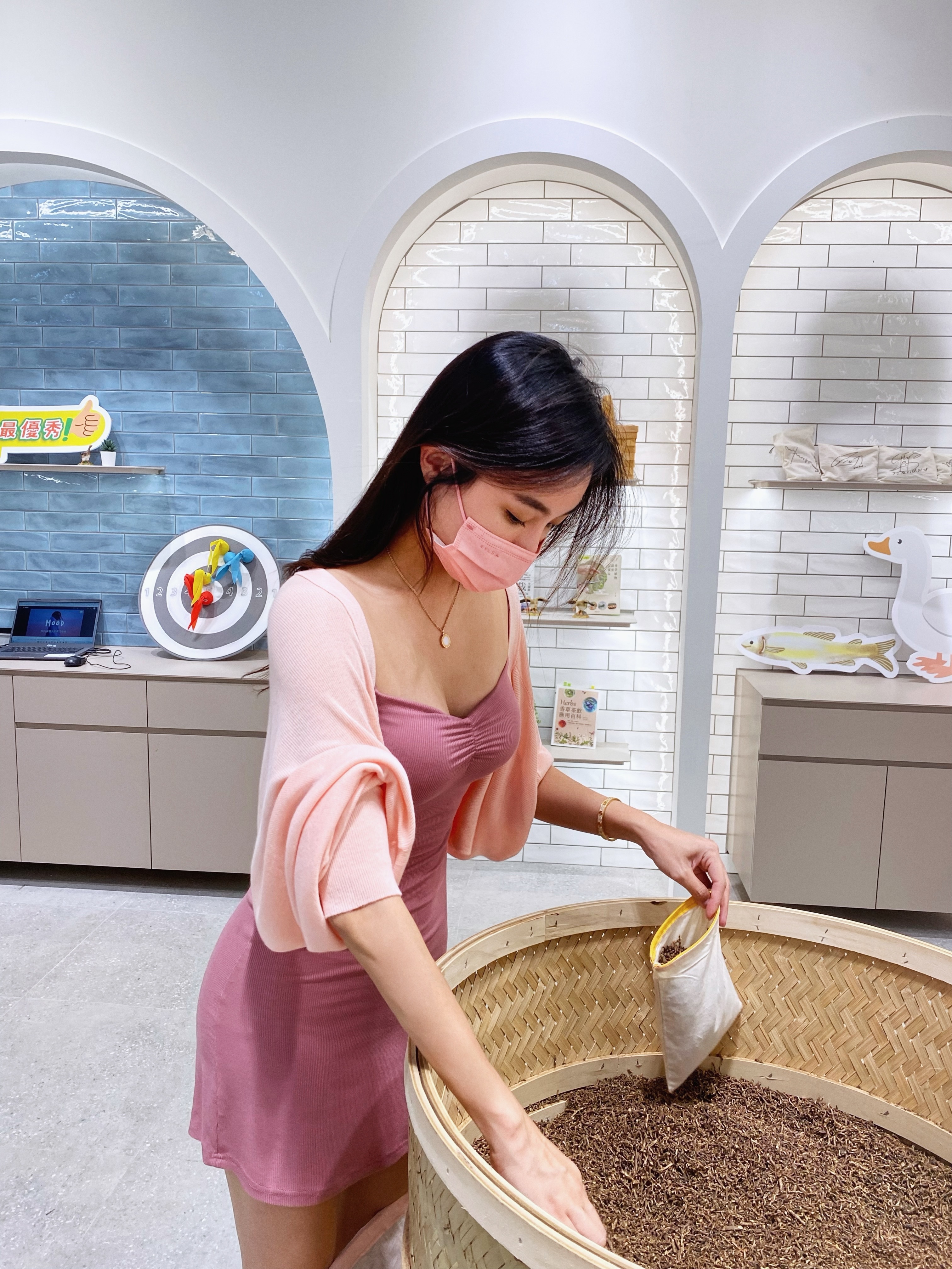 Midsummer 仲夏薄荷糖 細肩抓皺小洋裝