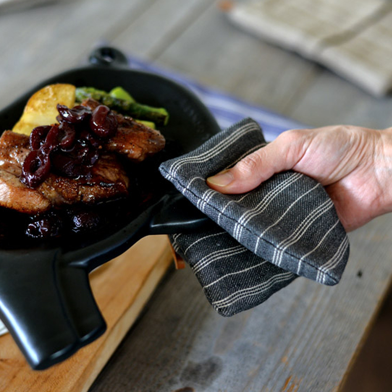 亞麻 烤箱手套/隔熱墊 條子深灰｜studio m'