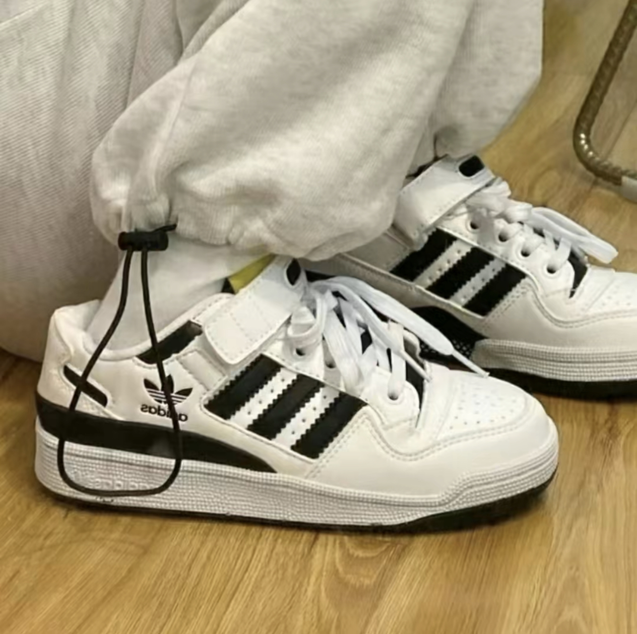 adidas Forum Low 運動 男女鞋 愛迪達 魔鬼氈 皮革 白 黑 FY7757 Dec lu