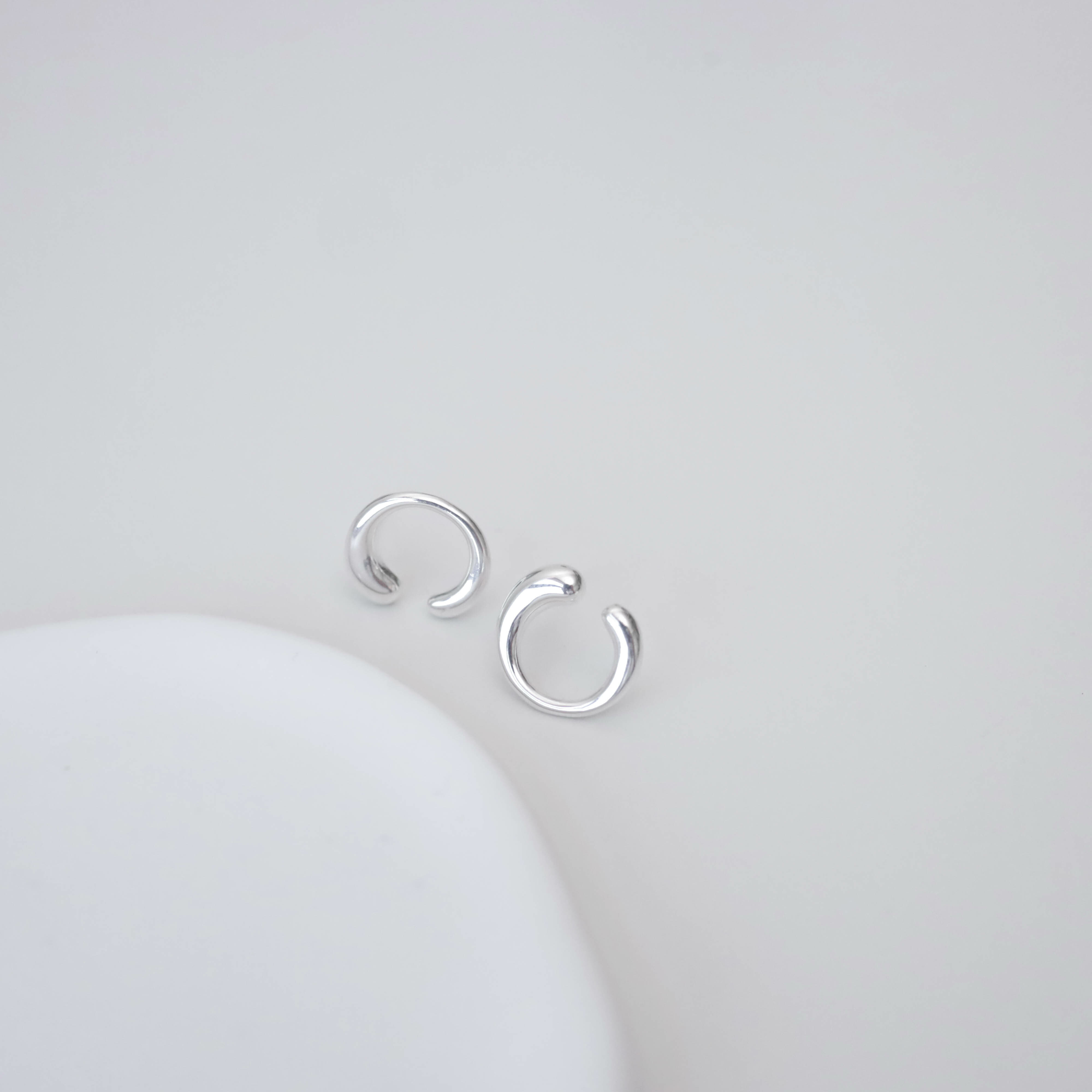 925純銀C字造型耳針式耳環