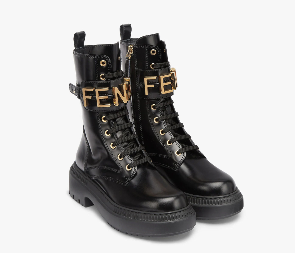 FENDI BLACK bikerブーツ FENDI “Black Domino” Biker Boots – ALINABAIKOVA.COM