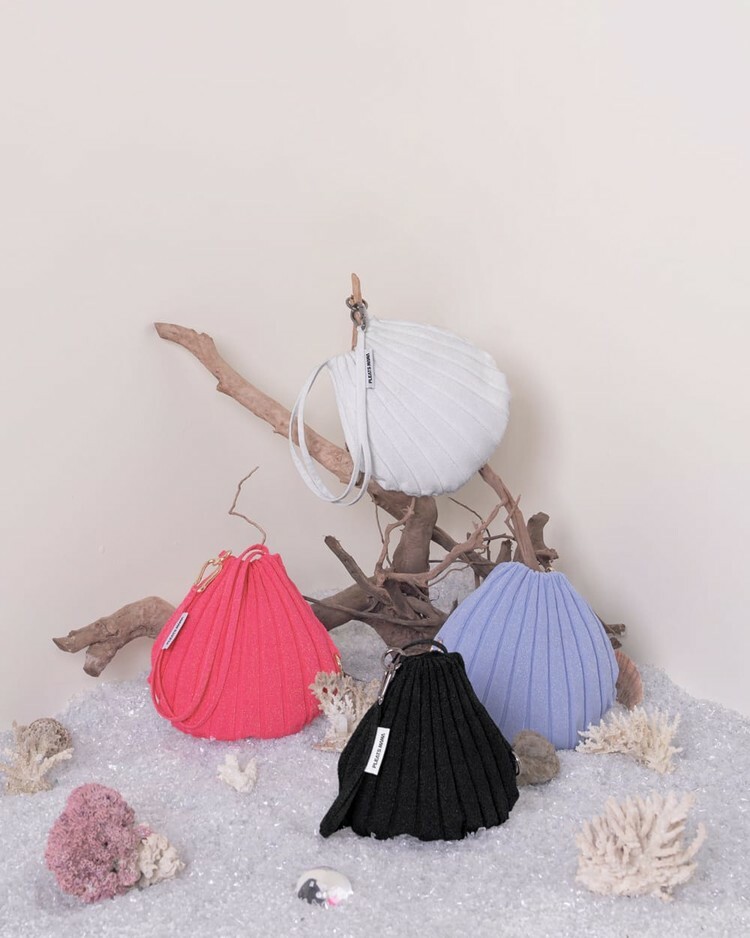 <韓國代購> PLEATS MAMA MERMAID BAG