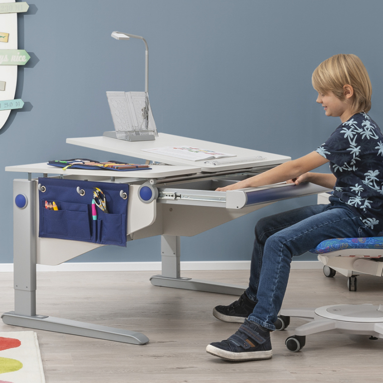 Moll Utensilo beside