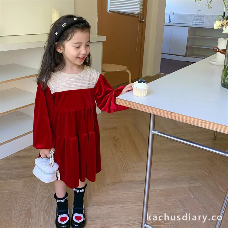 Pearl Golden velvet dress