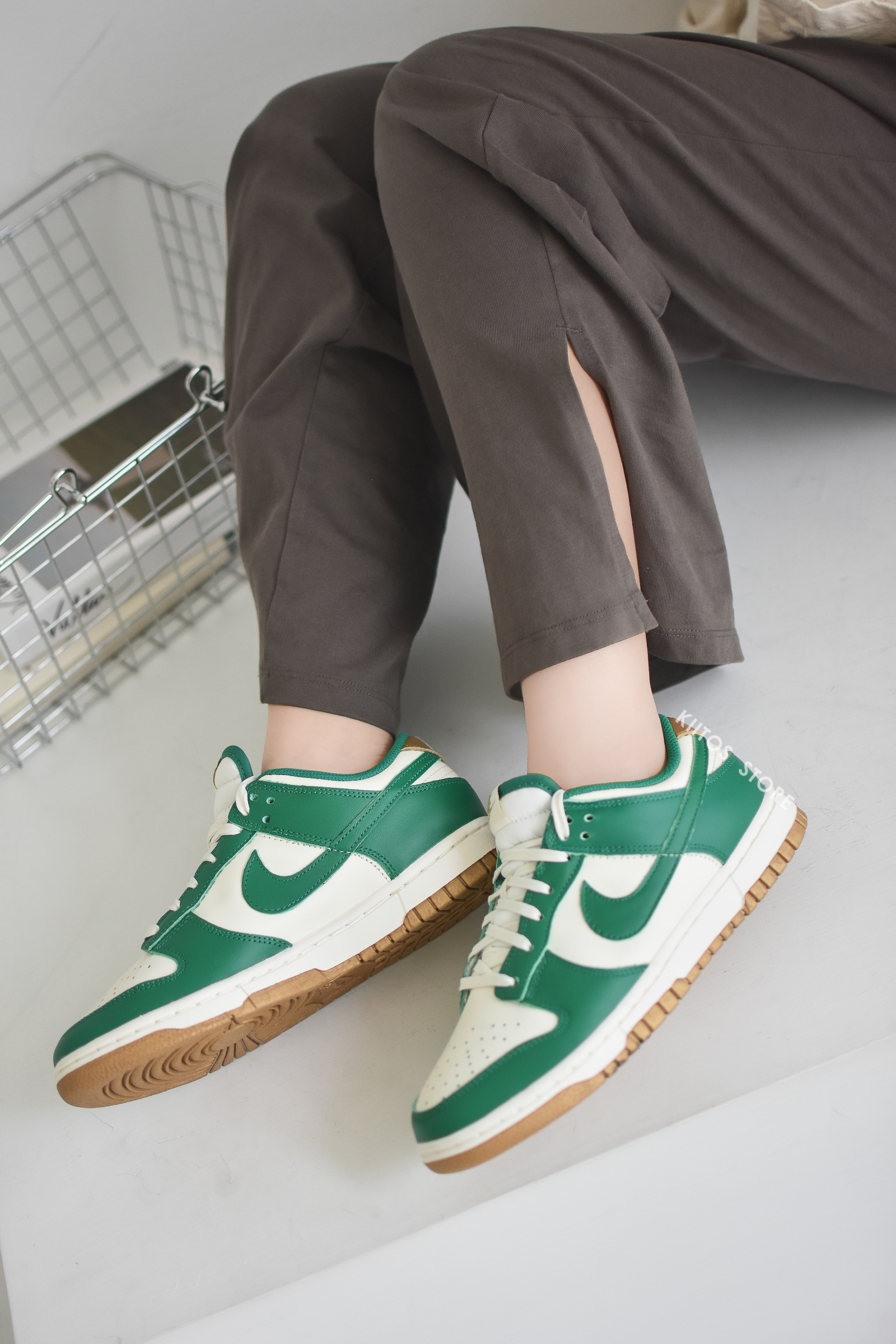 Nike Dunk Low 復古綠金標 FB7173-131
