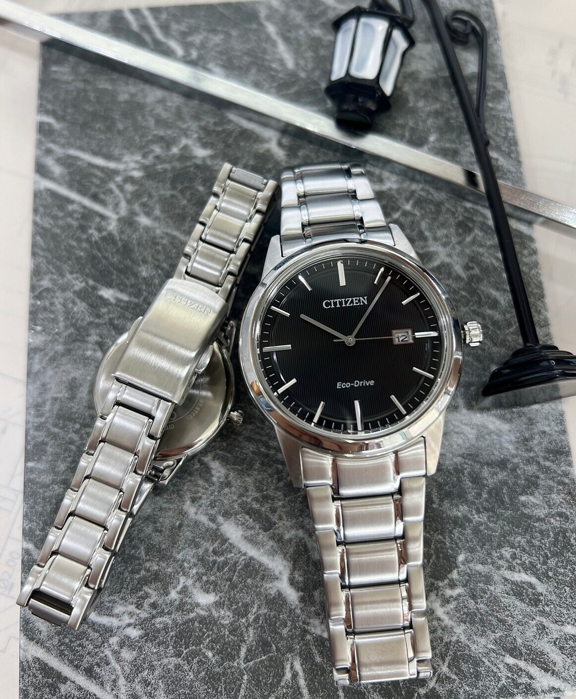 【CITIZEN 星辰】墨黑光動能情人對錶 AW1231-66E (大) / FE1081-67E (小) 現代鐘錶