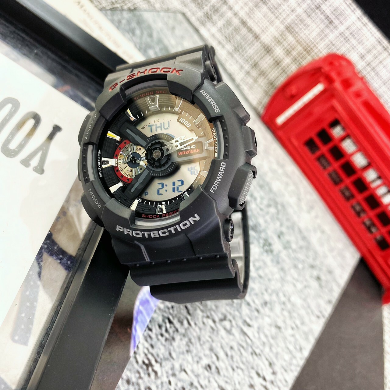 【G-SHOCK】CASIO 黑紅耐衝擊雙顯電子錶GA-110-1A 現代鐘錶