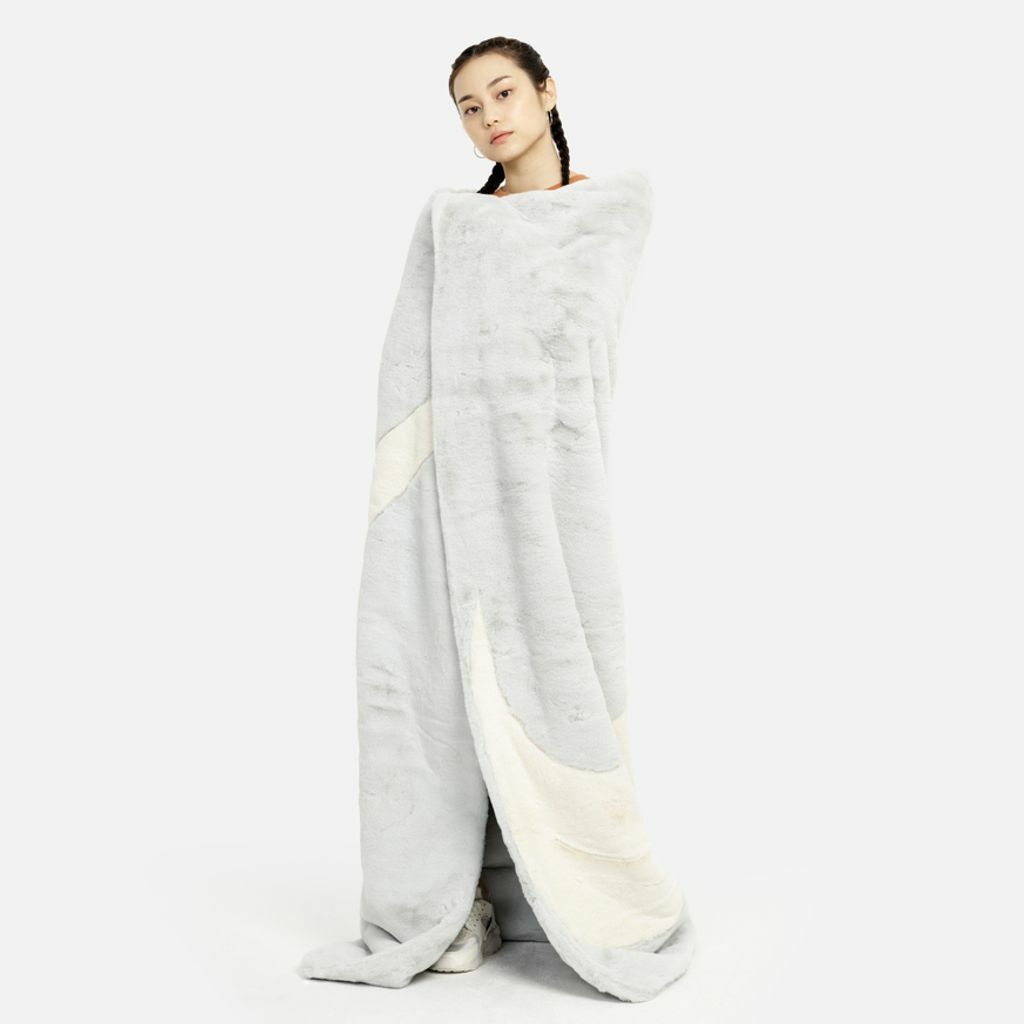(預訂) Nike Blanket Grey / Dark Brown