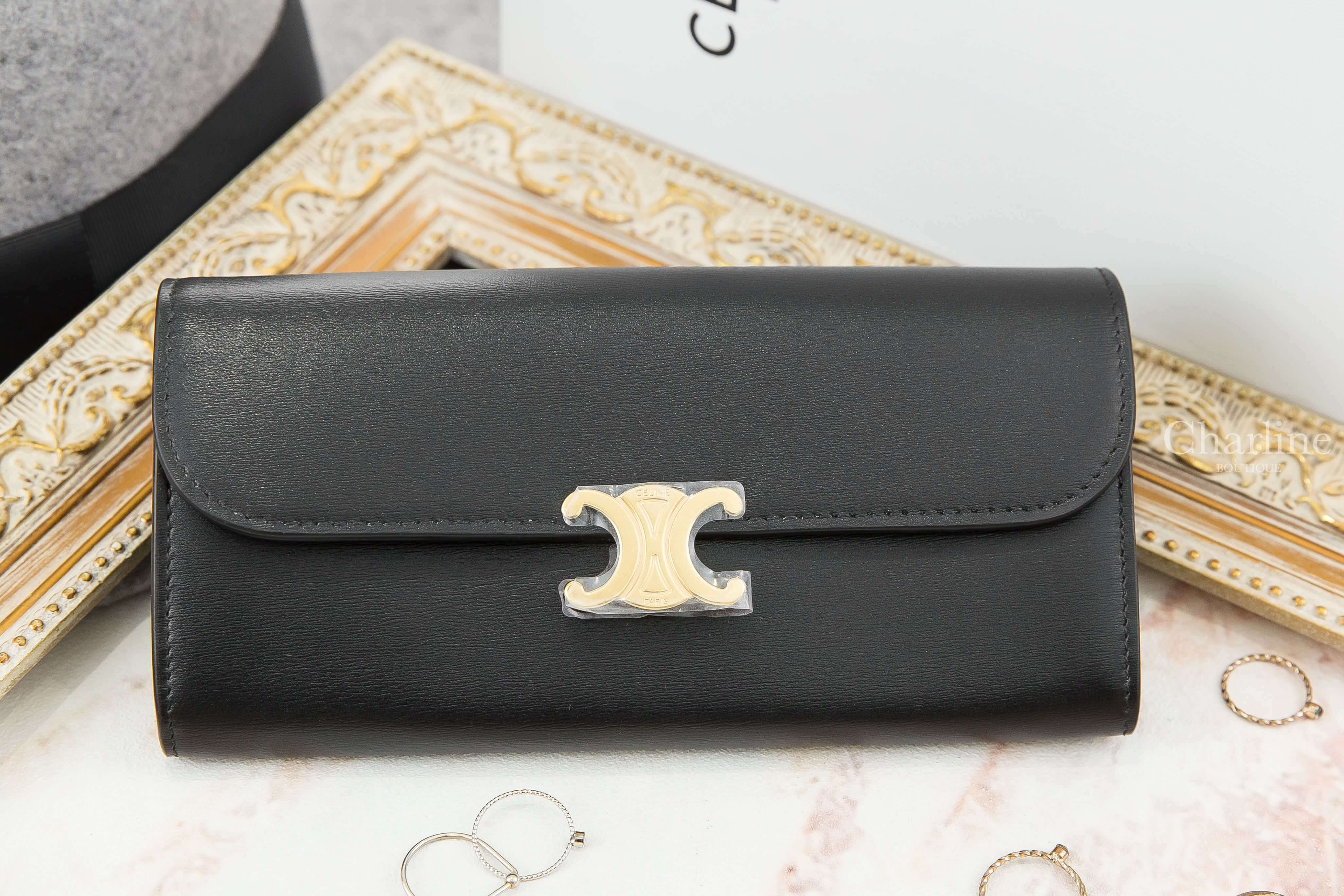 Celine Large Triomphe Wallet In Shiny Calfskin 黑色小牛皮凱旋門金扣長夾-Charline Boutique 精品代購