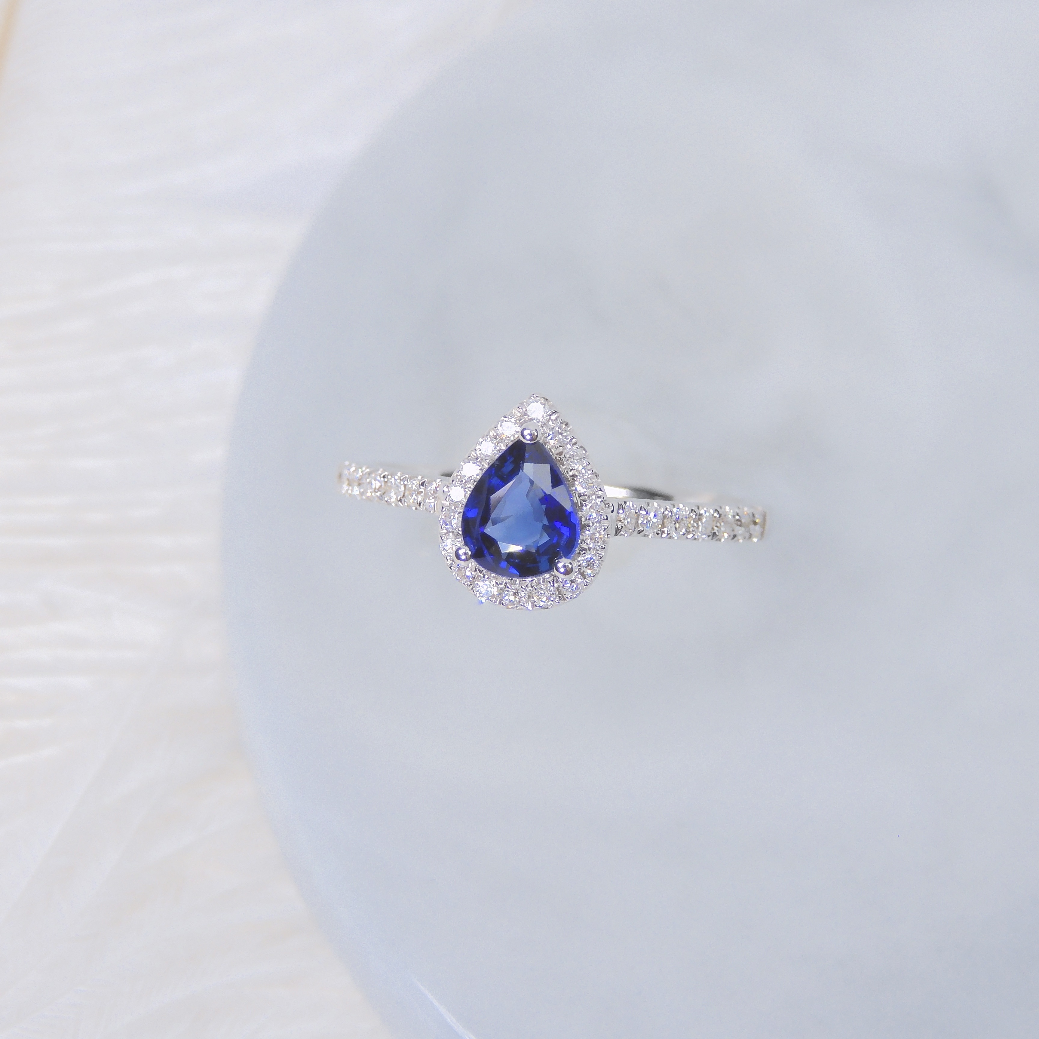 18K金 0.56ct 藍寶石戒指