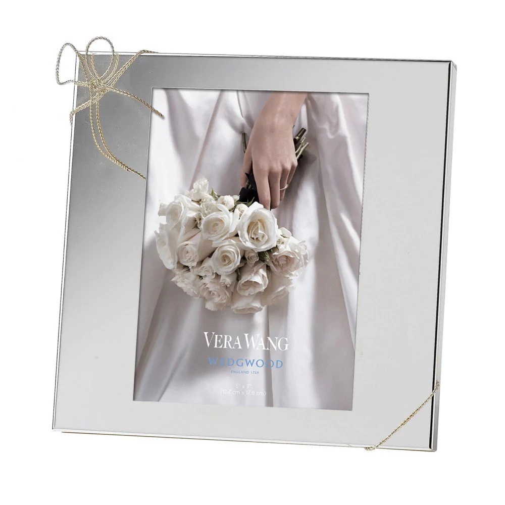 Wedgwood Vera Wang Love Knots Silver Photo Frame (Photo: 12.7x17.8cm / 5x7inch)