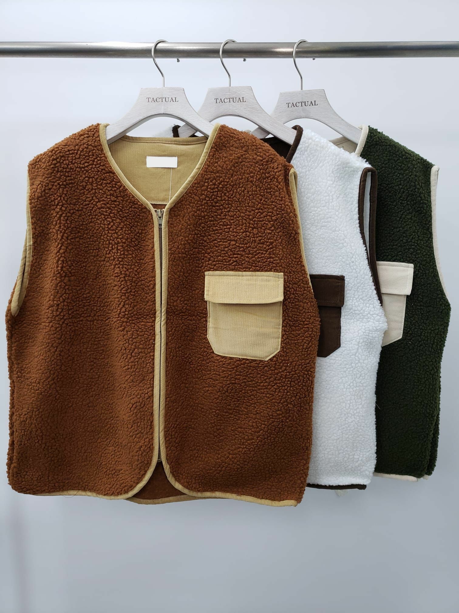 毛毛拉鍊背心 V820