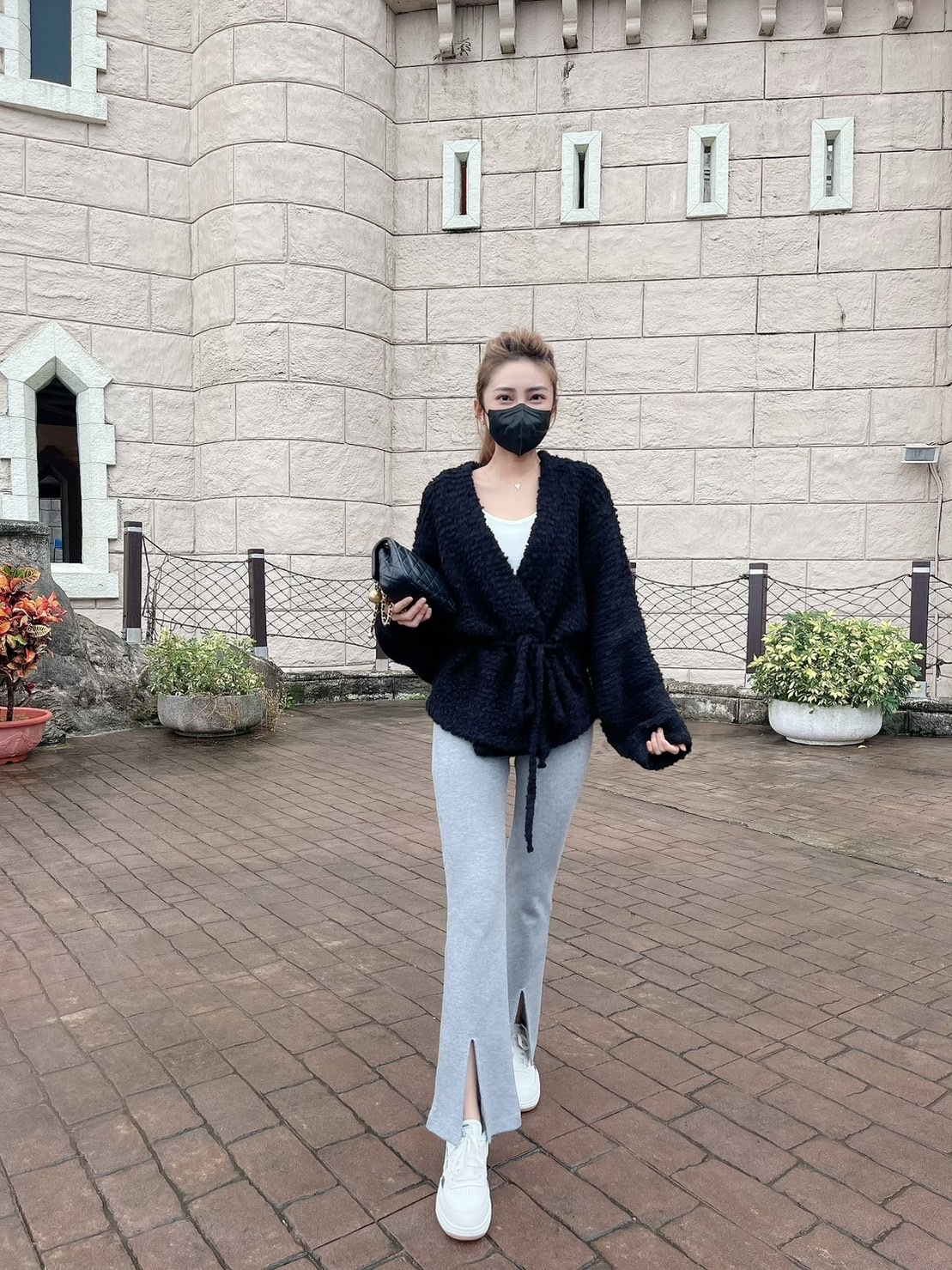 🔥12.07直播新品］💥保暖還可以擁有大長腿］🇰🇷正韓高腰鬆緊腰超保暖內磨毛前開叉彈性喇叭棉褲（灰色/兩色）