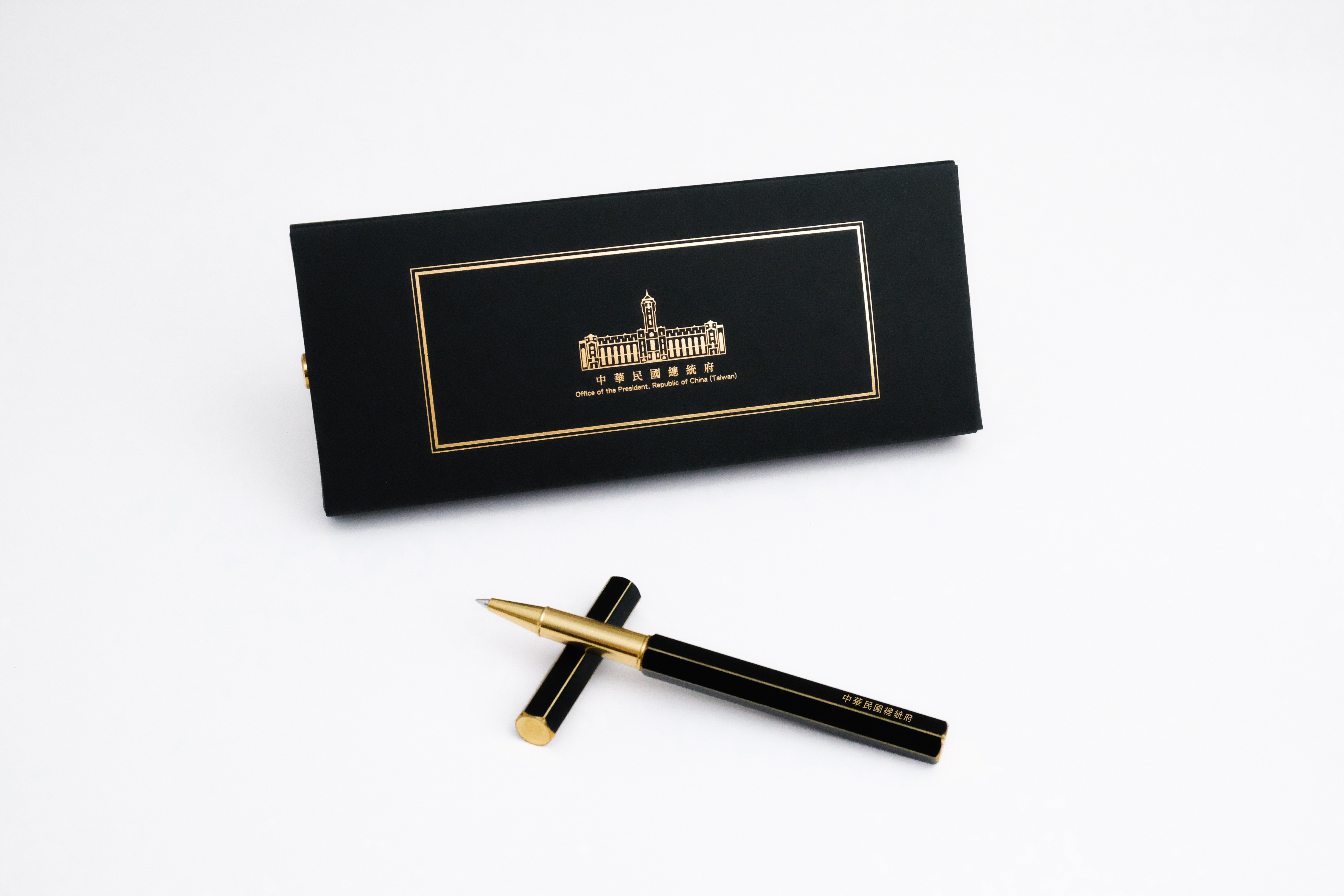 物外YSTUDIO 2022 總統府外賓贈禮