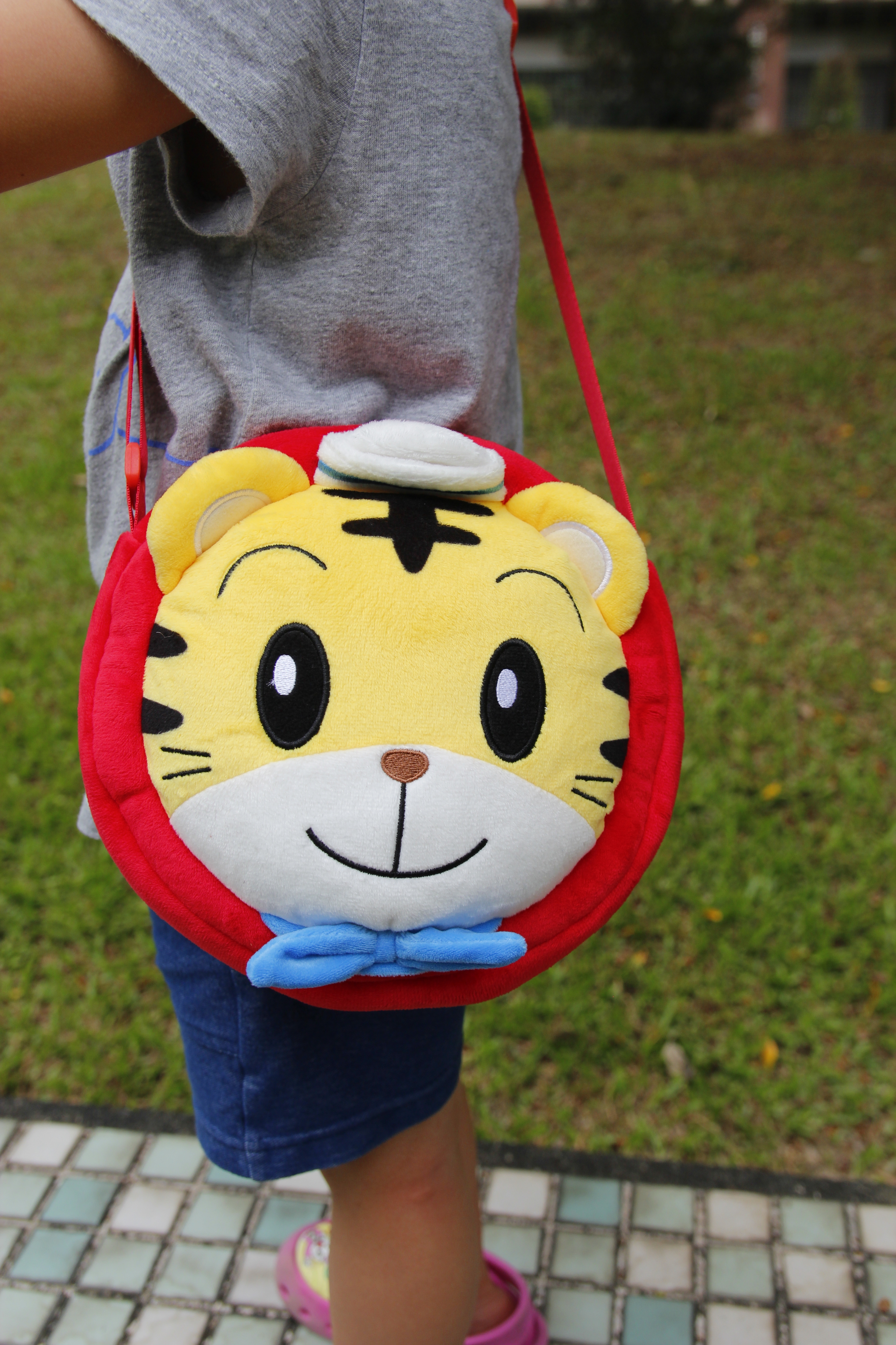 巧虎可愛小圓包