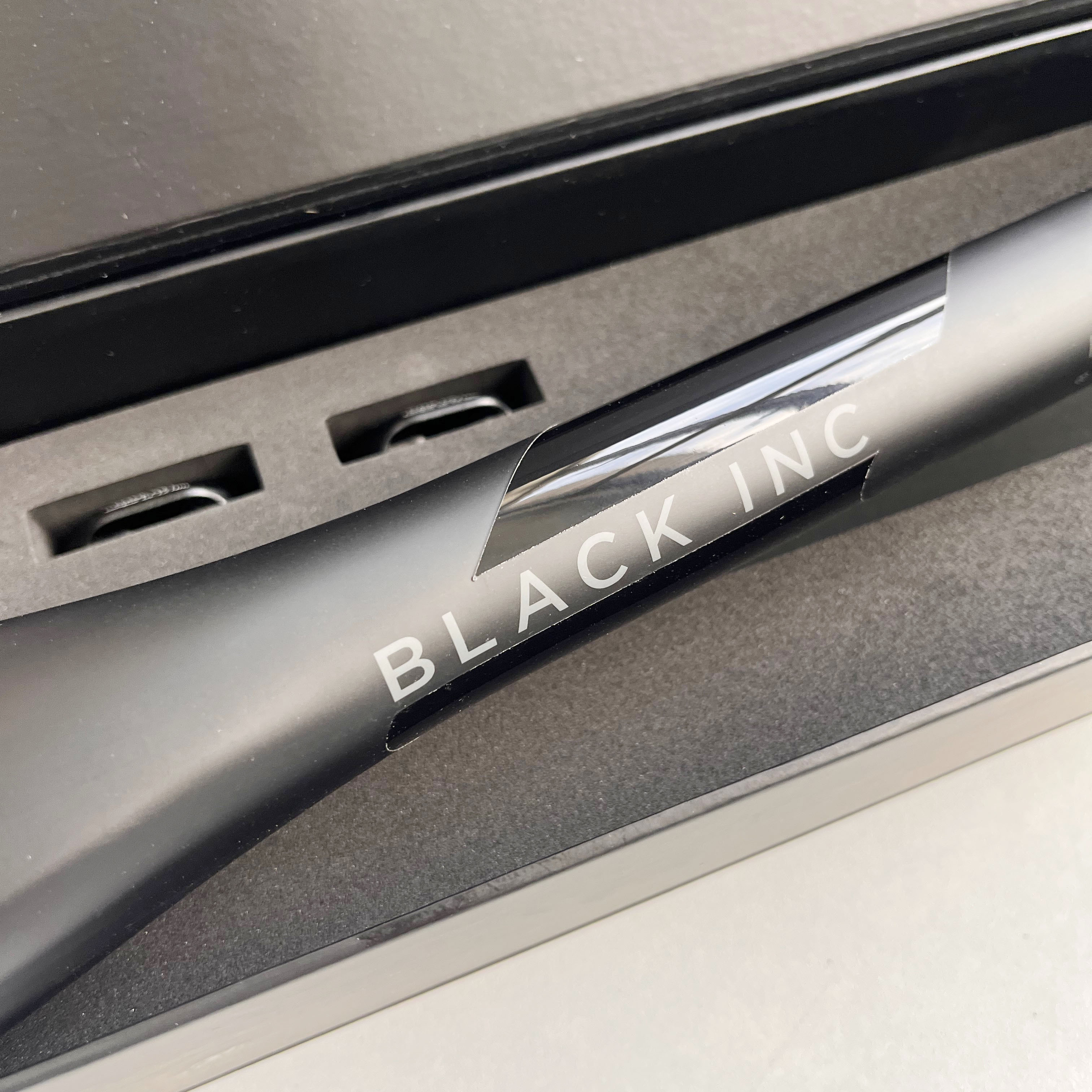 Black inc store seatpost