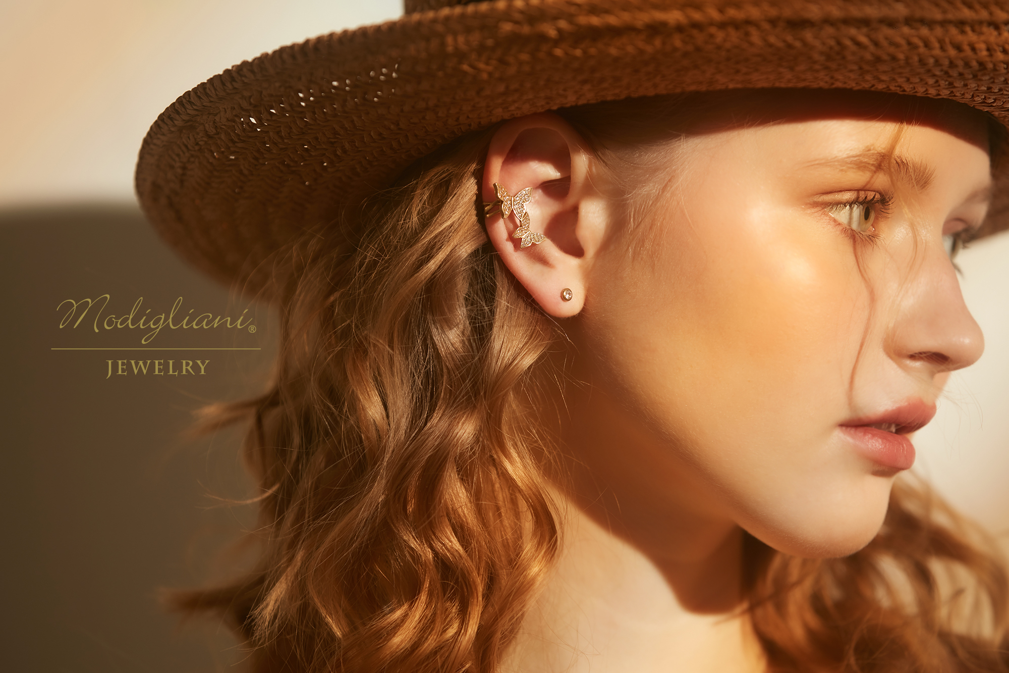 黃銅飾品,黃銅,氣質,耳骨夾,造型耳骨夾,蝴蝶,鋯石