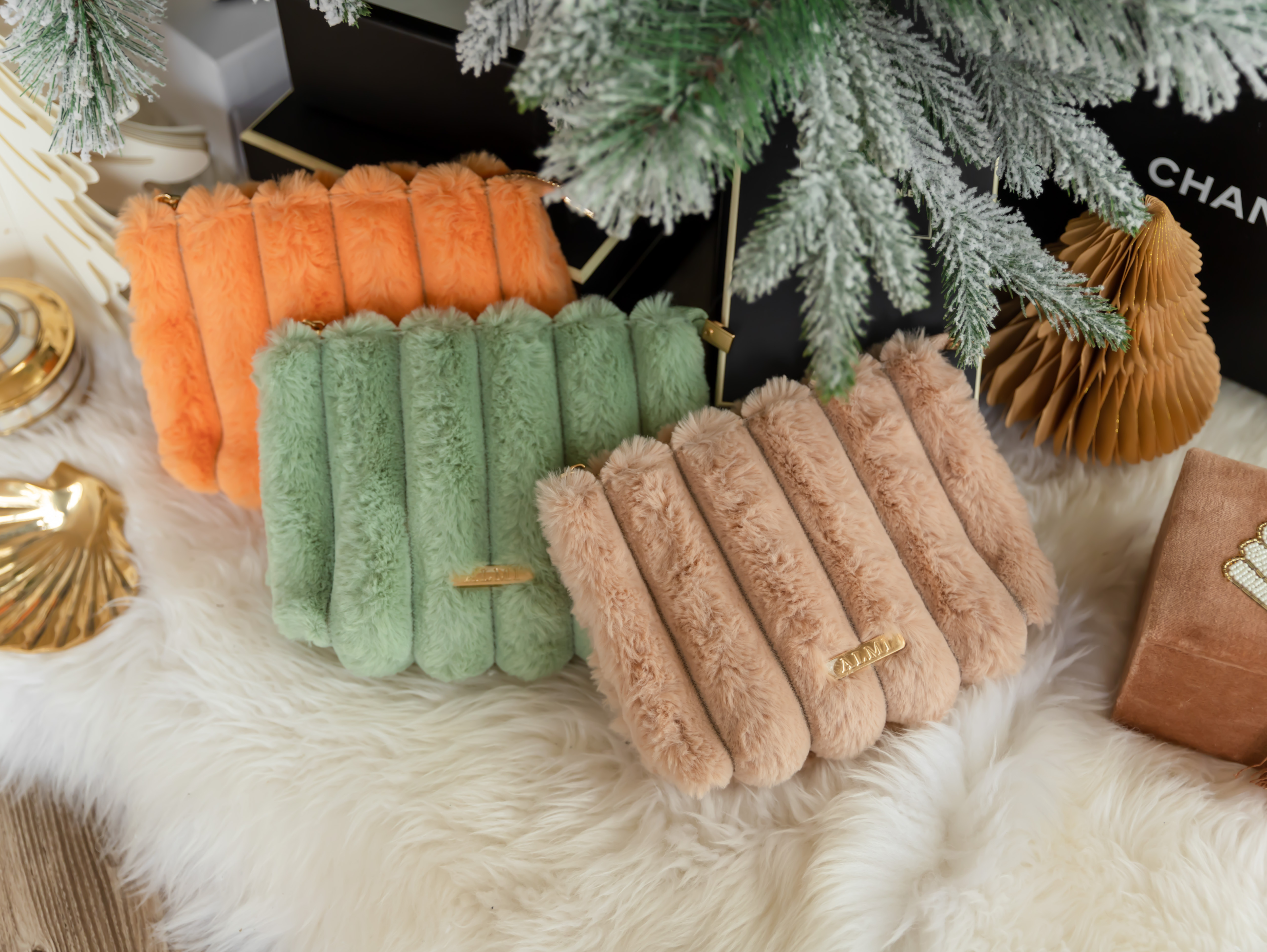 質感毛毛化妝包（3色）