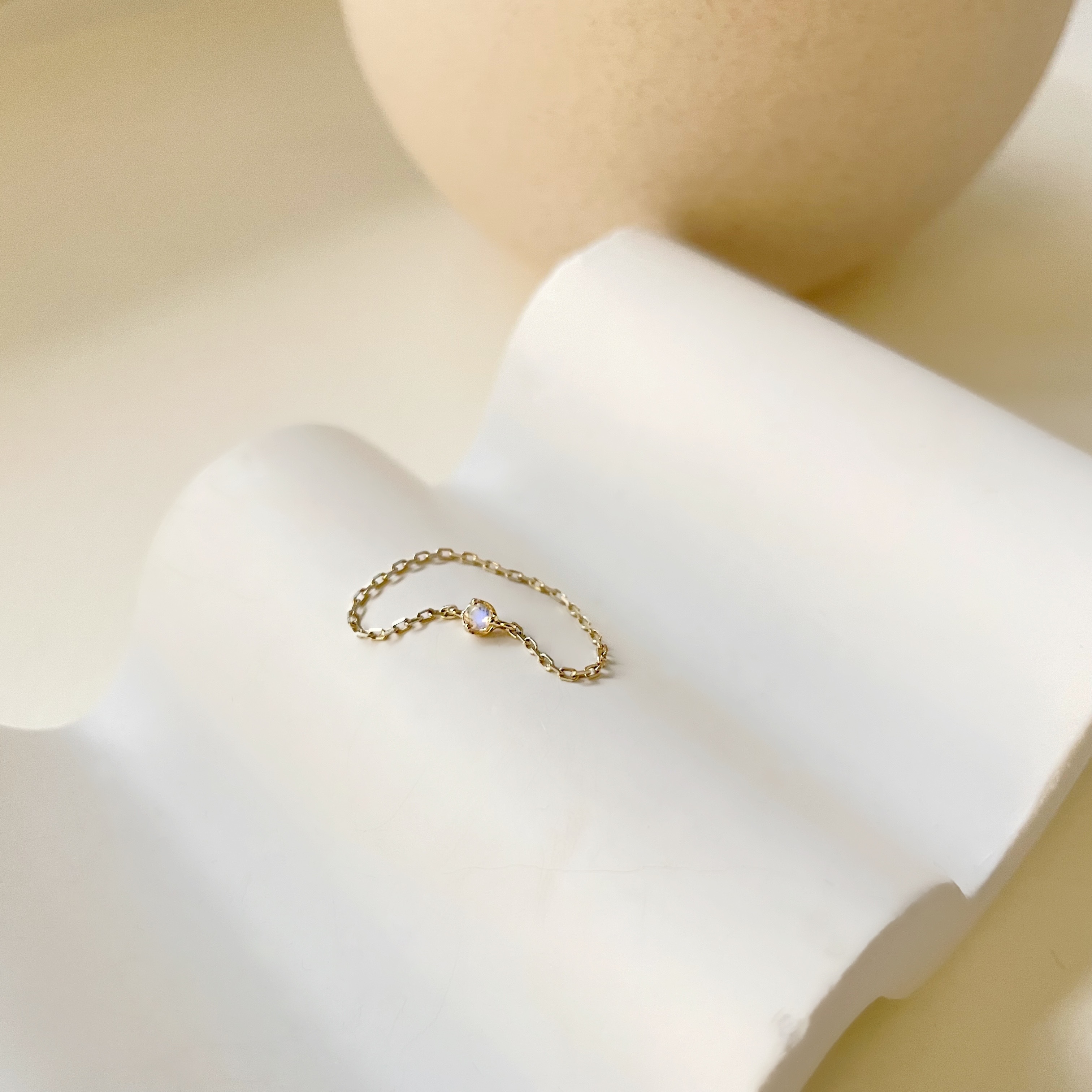14K經典小圓三爪月光石鏈戒