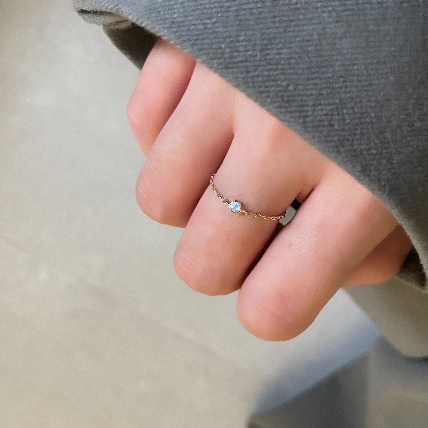 14K經典小圓三爪月光石鏈戒