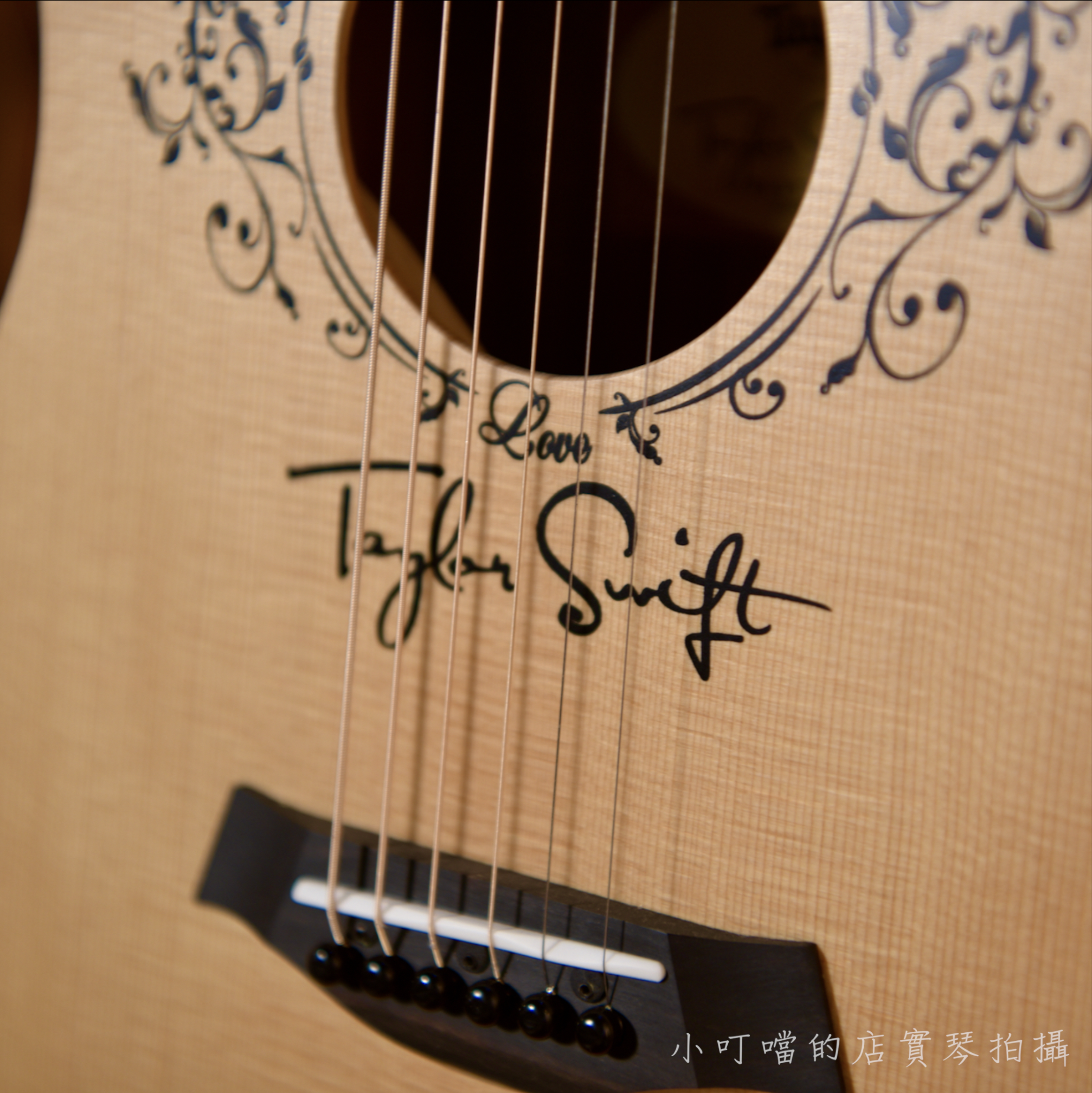 Taylor TS-BT-E 34寸 簽名款電木吉他