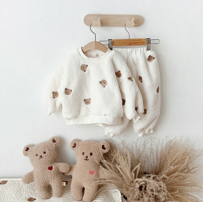 Dot to Dot 毛絨絨雪寶寶系列-滿版刺繡衛衣褲套裝