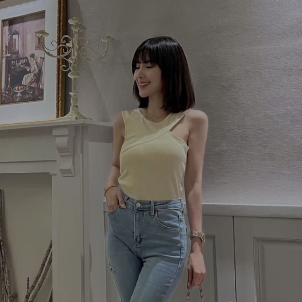 LIVE: XD001123 Izi Padded Irregular Tank Top