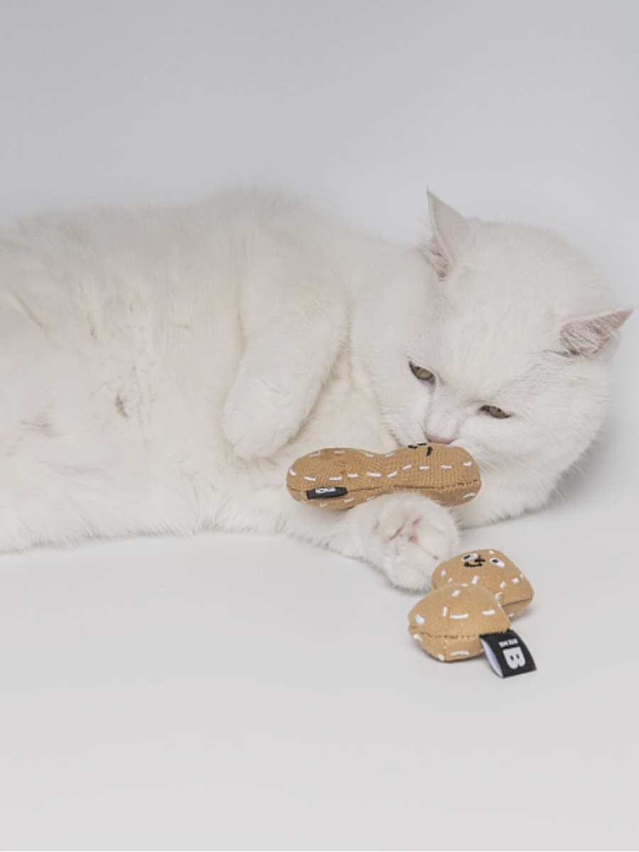 【韓國 BiteMe】BITE ME x HEEK 牛島花生玩具 1組3入｜附送1包貓薄荷