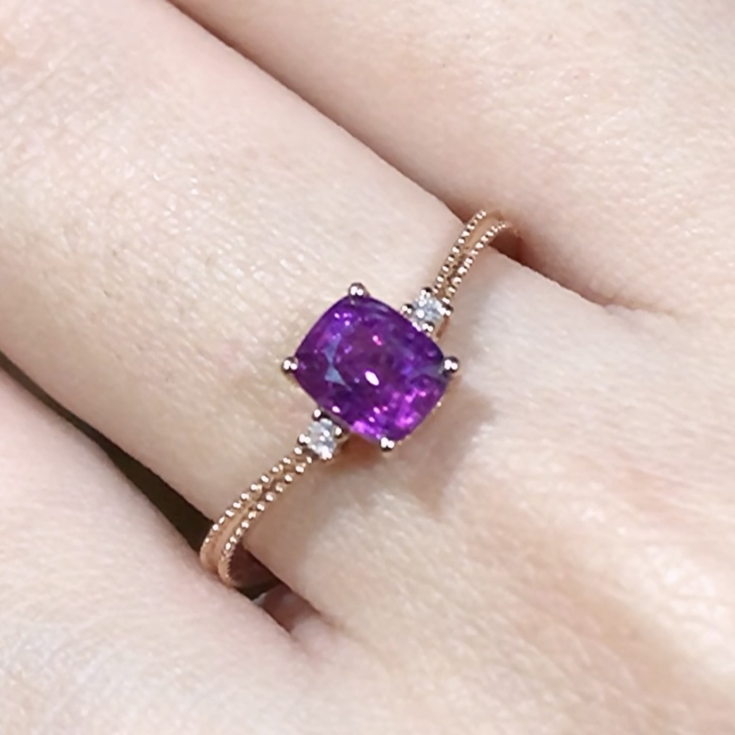 紫藍寶戒指