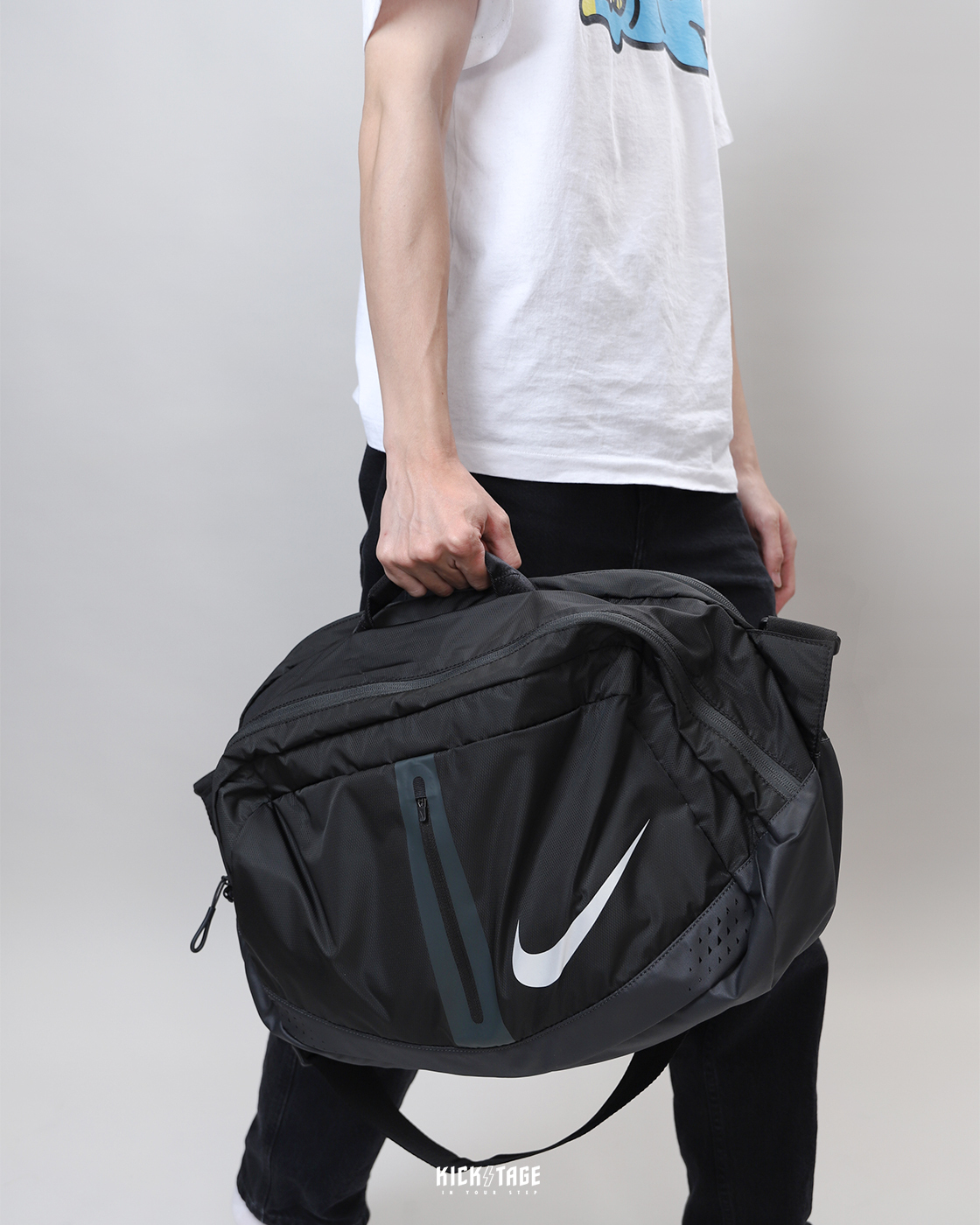 NIKE RUN DUFFLE BAGS 黑色 多夾層 34L 大容量 健身 運動 保齡球包 手提袋 旅行袋【CN0229-045】